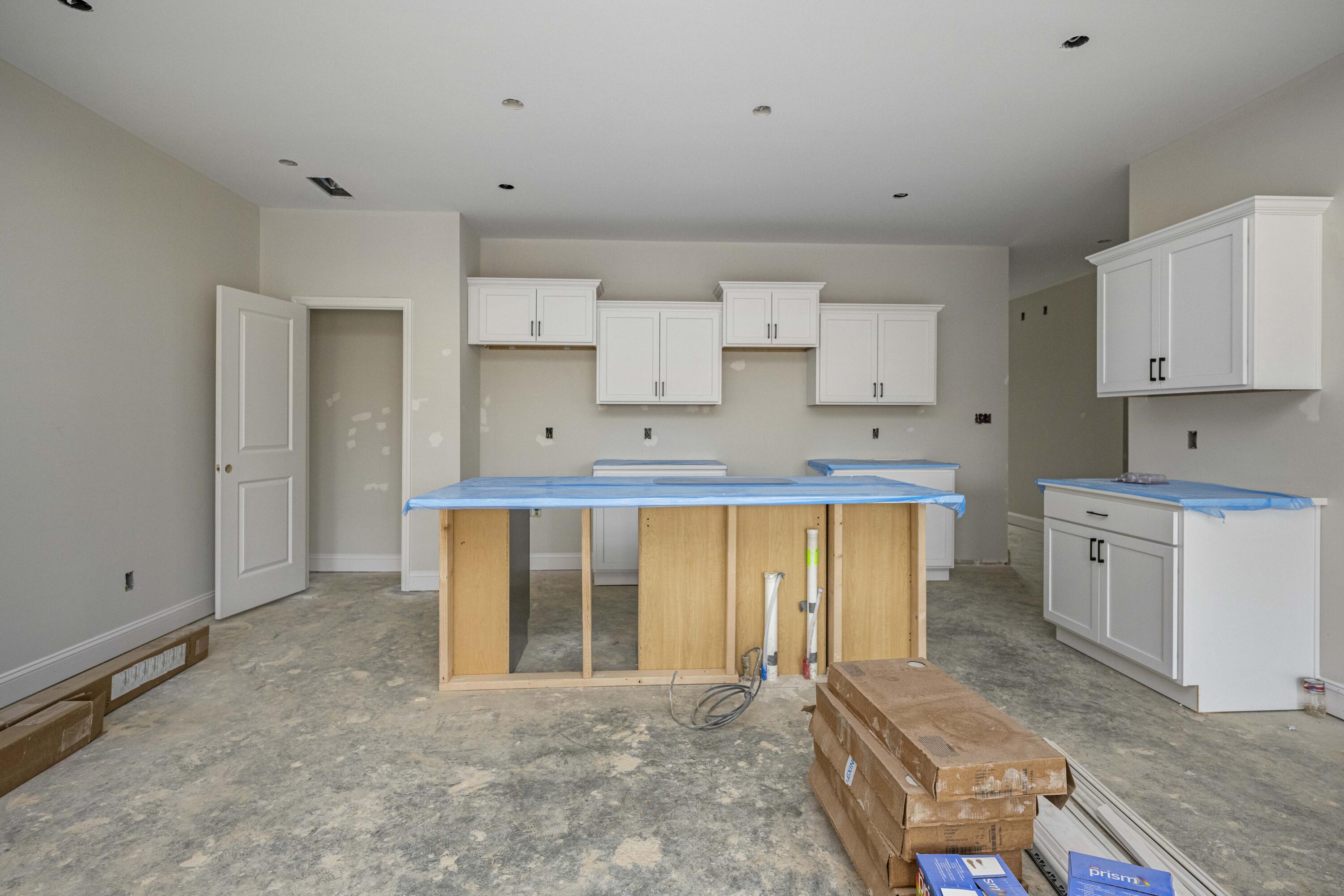 Richmond, Kentucky 40475, United States, 3 Bedrooms Bedrooms, ,2 BathroomsBathrooms,Residential,Active,51003