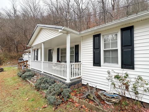 Property photo of 10810 406 Highway, Roark, KY 40979