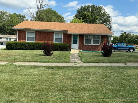 Photo of 139 E Showalter Drive, Georgetown, KY 40324 (MLS # 25500559)