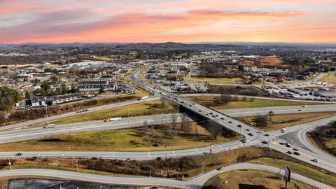 0000 St Joseph Lane London KY 40741