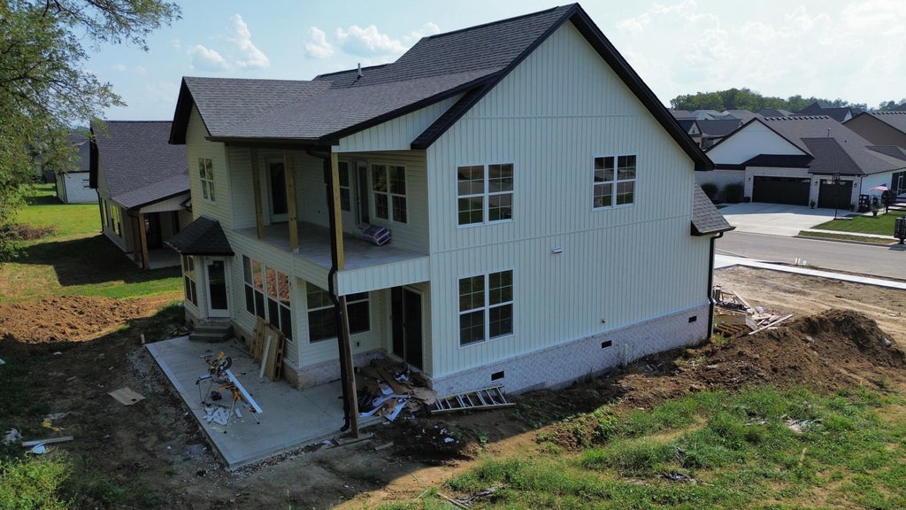 Photo of 1004 Shelburne Way, Nicholasville, KY 40356 (MLS # 26025598)