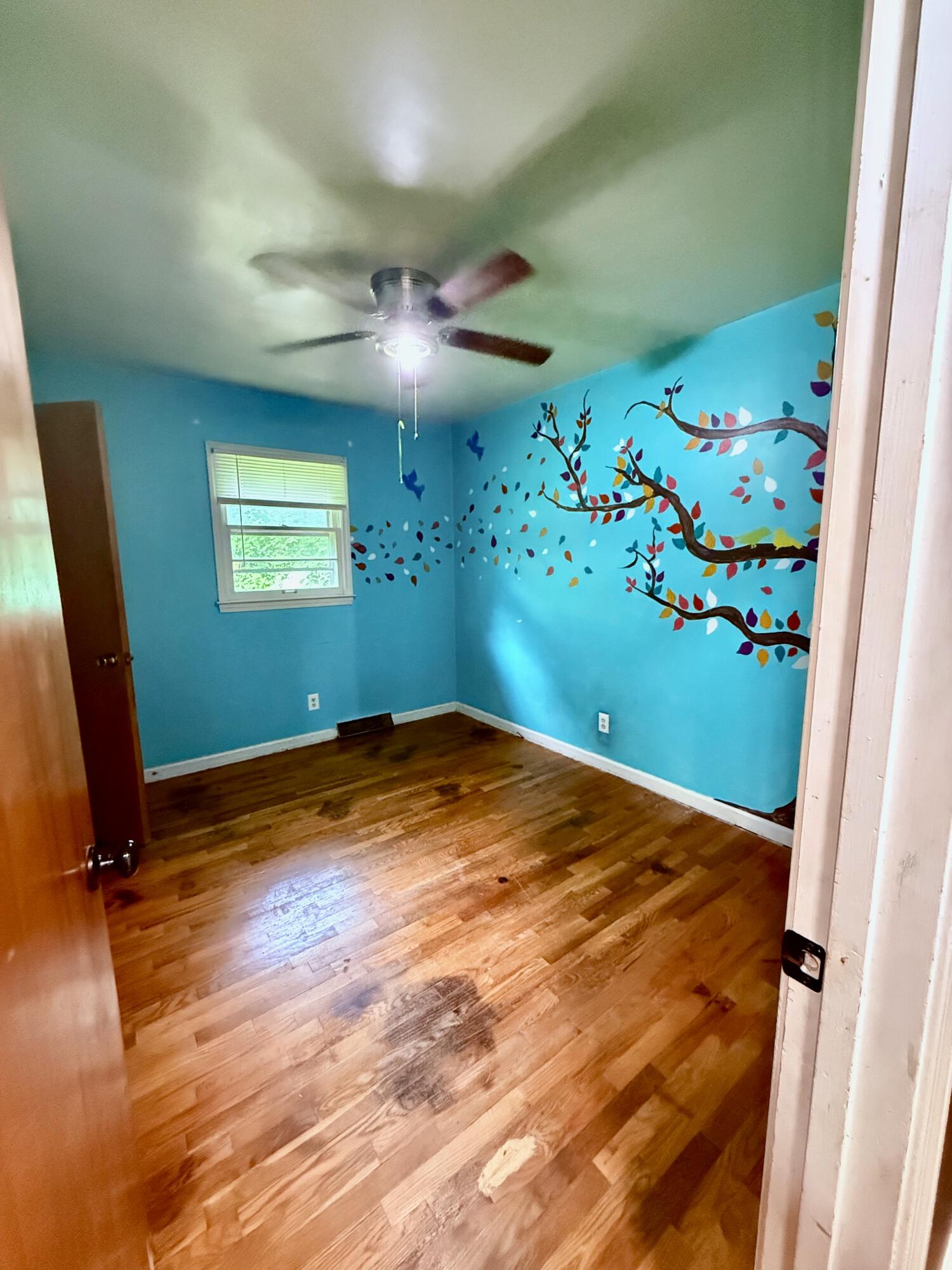 740 Blackburn Avenue - Photo 4