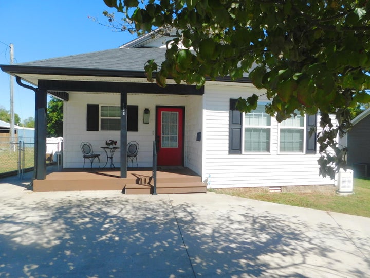 Photo 1 of 58 — 202 W Legion Drive, Princeton, KY 42445
