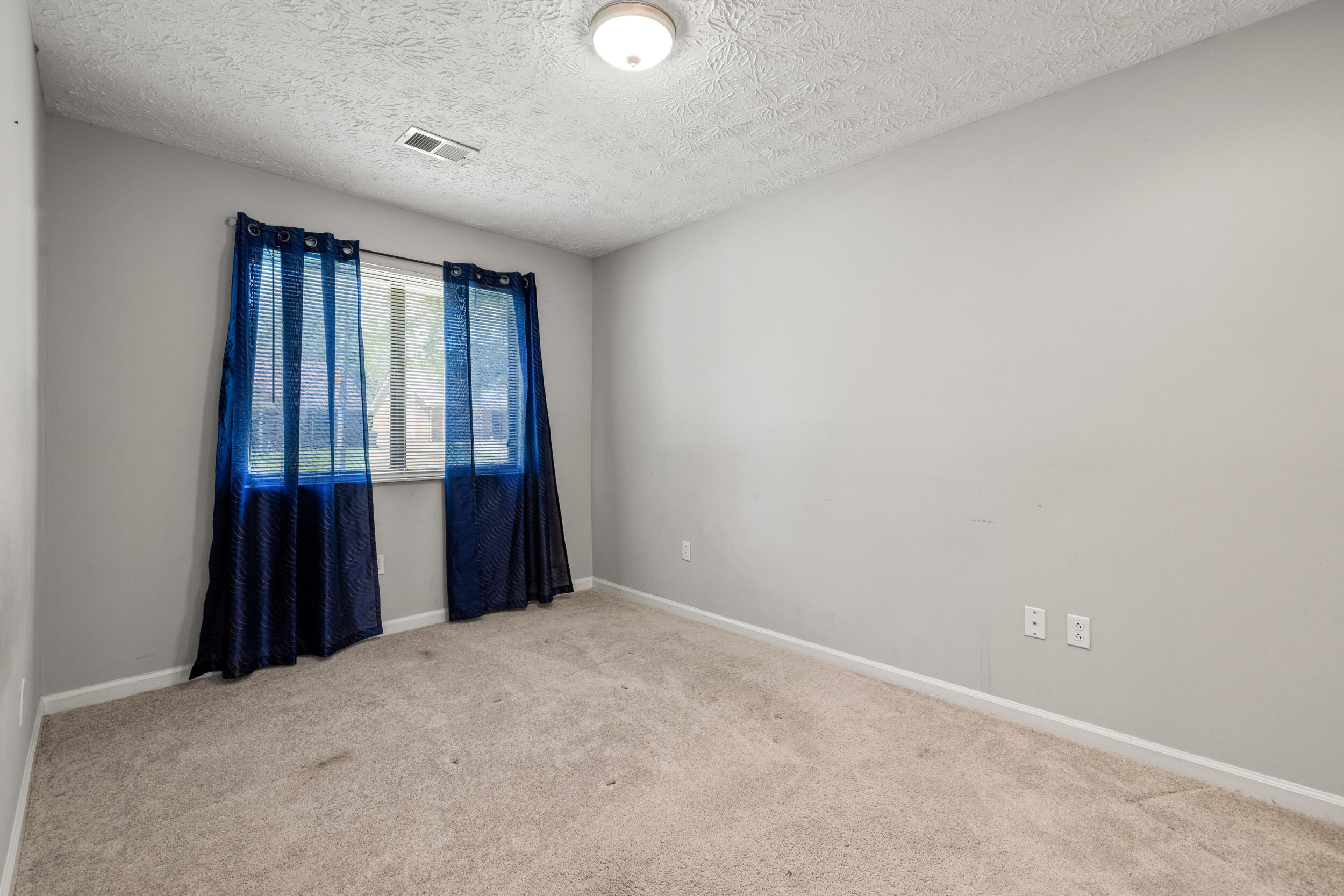 Lexington, Kentucky 40515, United States, 3 Bedrooms Bedrooms, ,2 BathroomsBathrooms,Residential,Active,158899