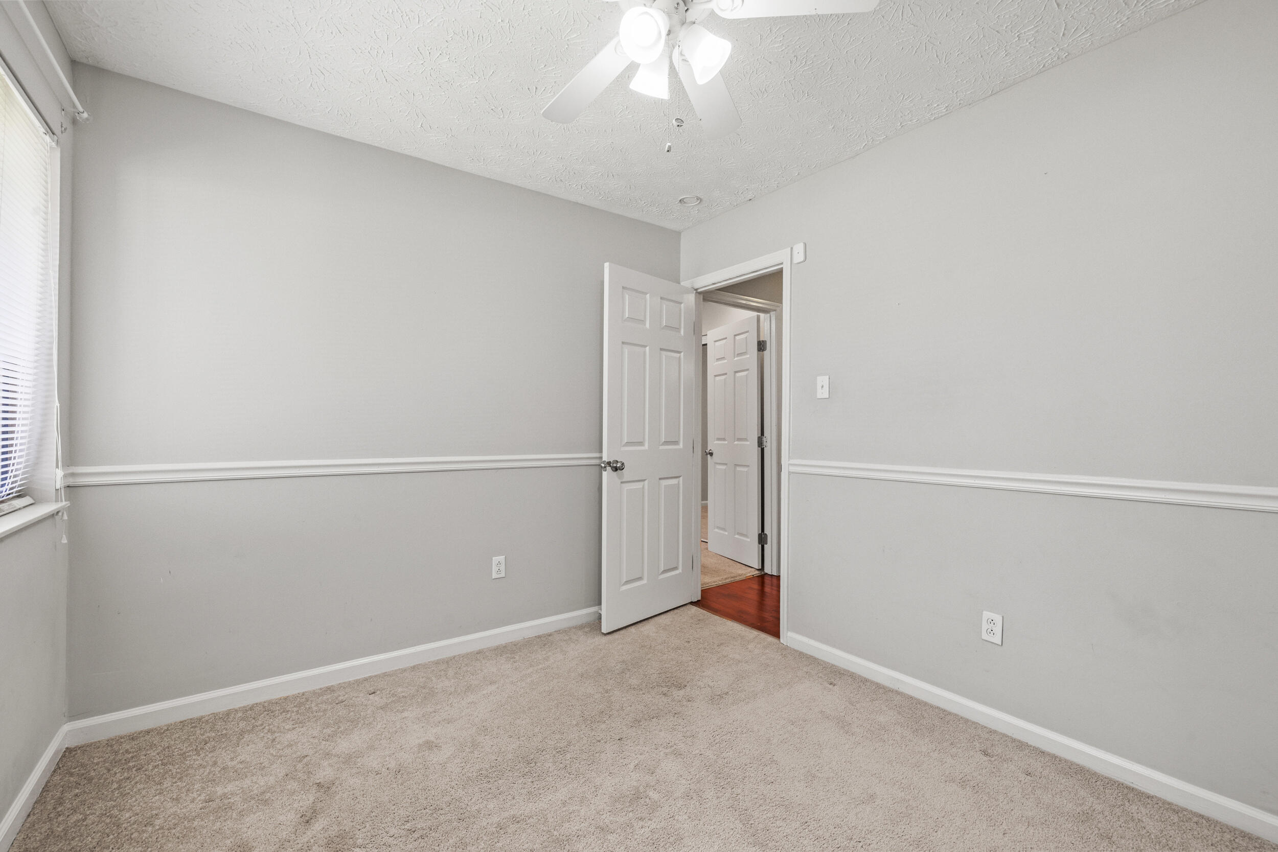 Lexington, Kentucky 40515, United States, 3 Bedrooms Bedrooms, ,2 BathroomsBathrooms,Residential,Active,158899