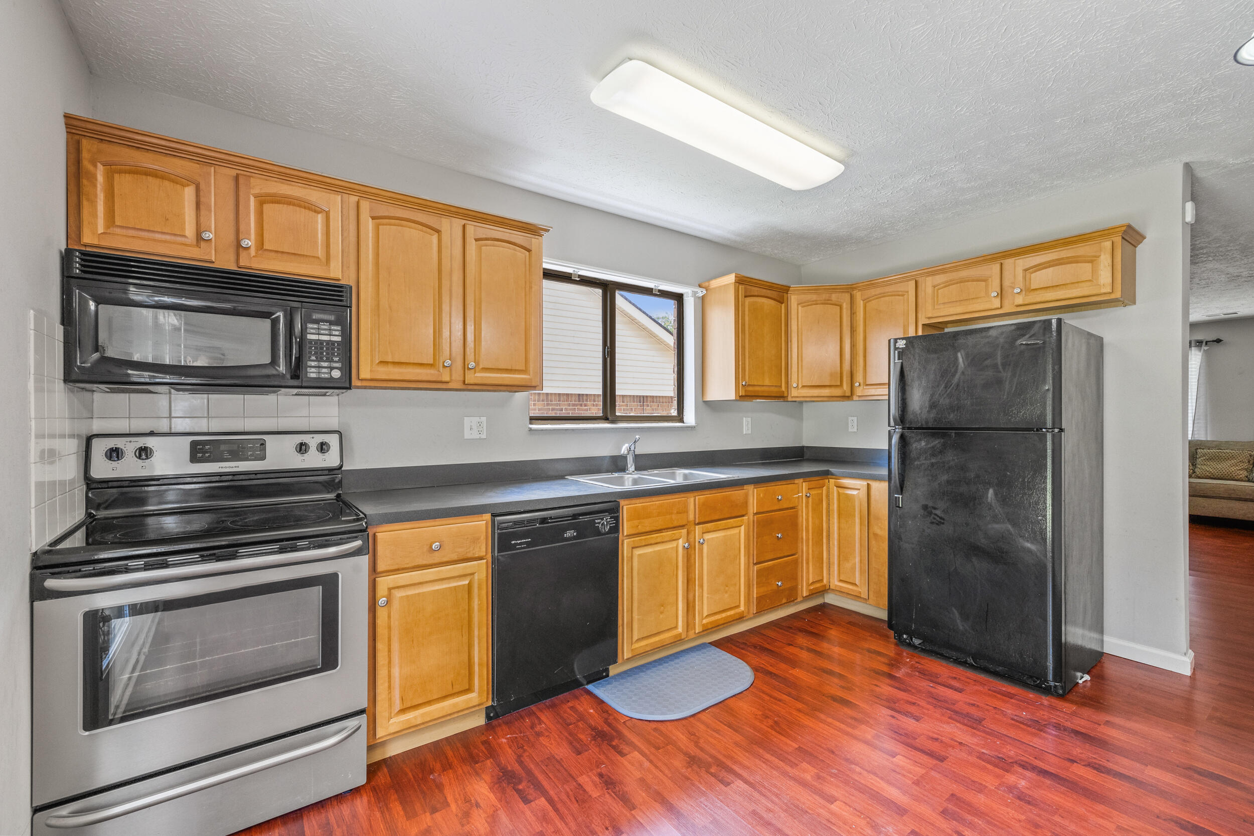 Lexington, Kentucky 40515, United States, 3 Bedrooms Bedrooms, ,2 BathroomsBathrooms,Residential,Active,158899