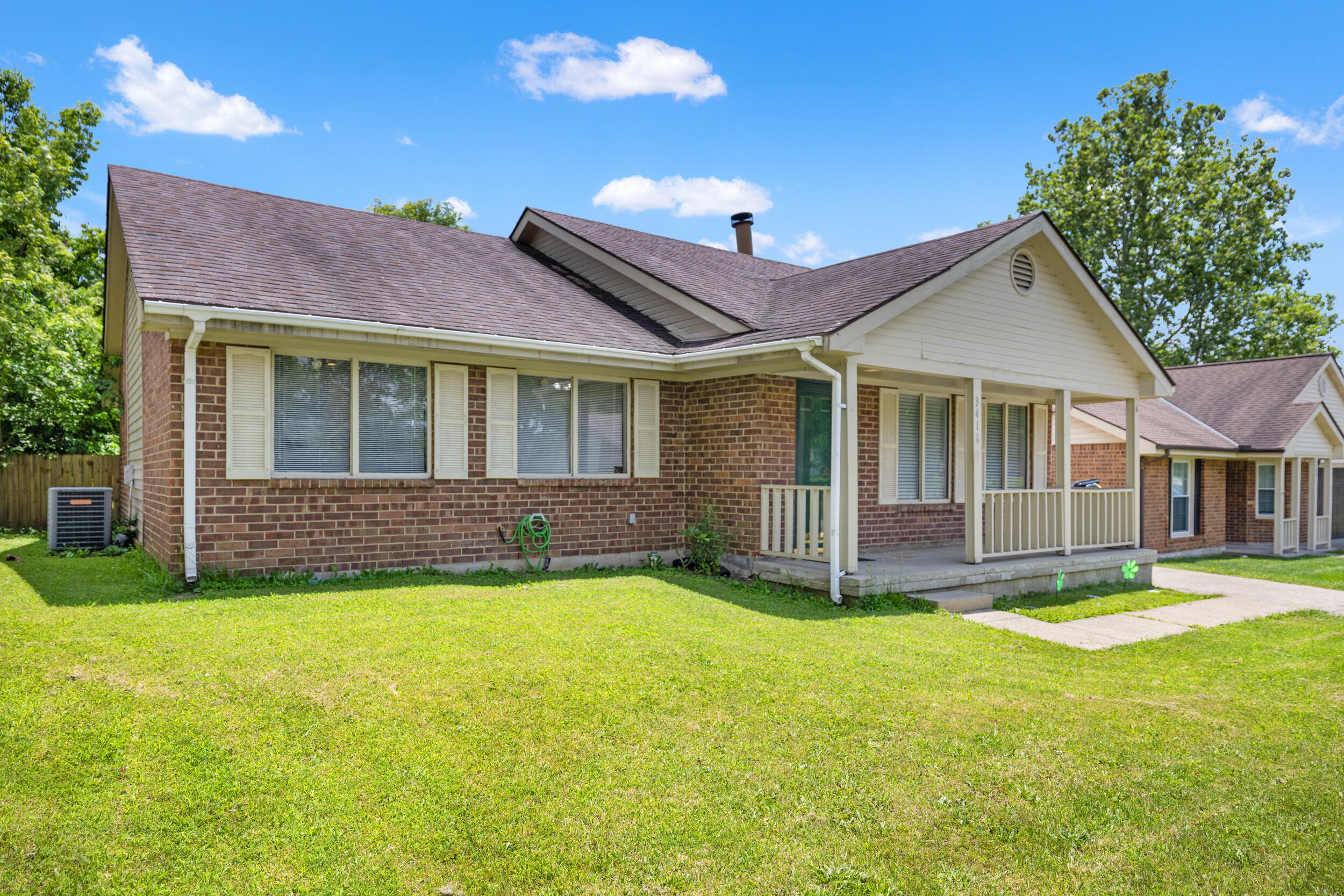 Lexington, Kentucky 40515, United States, 3 Bedrooms Bedrooms, ,2 BathroomsBathrooms,Residential,Active,158899