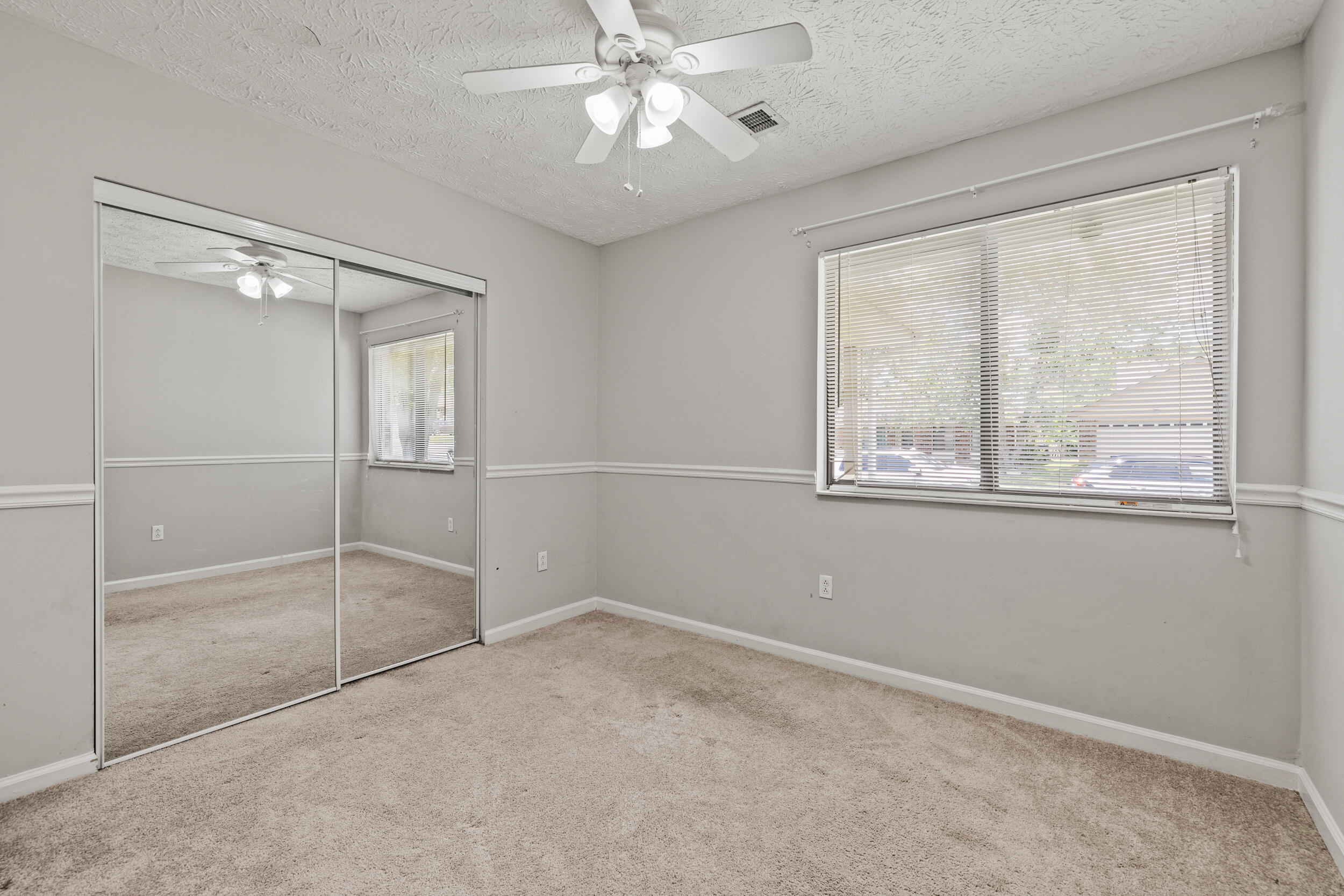 Lexington, Kentucky 40515, United States, 3 Bedrooms Bedrooms, ,2 BathroomsBathrooms,Residential,Active,158899