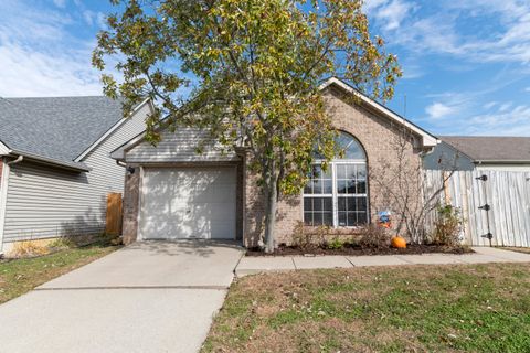 Photo of 1448 Pleasant Ridge Drive, Lexington, KY 40509 (MLS # 25506657)