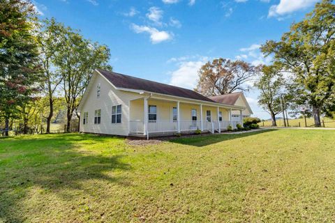 Photo of 533 McQueary Road, Somerset, KY 42503 (MLS # 25503584)