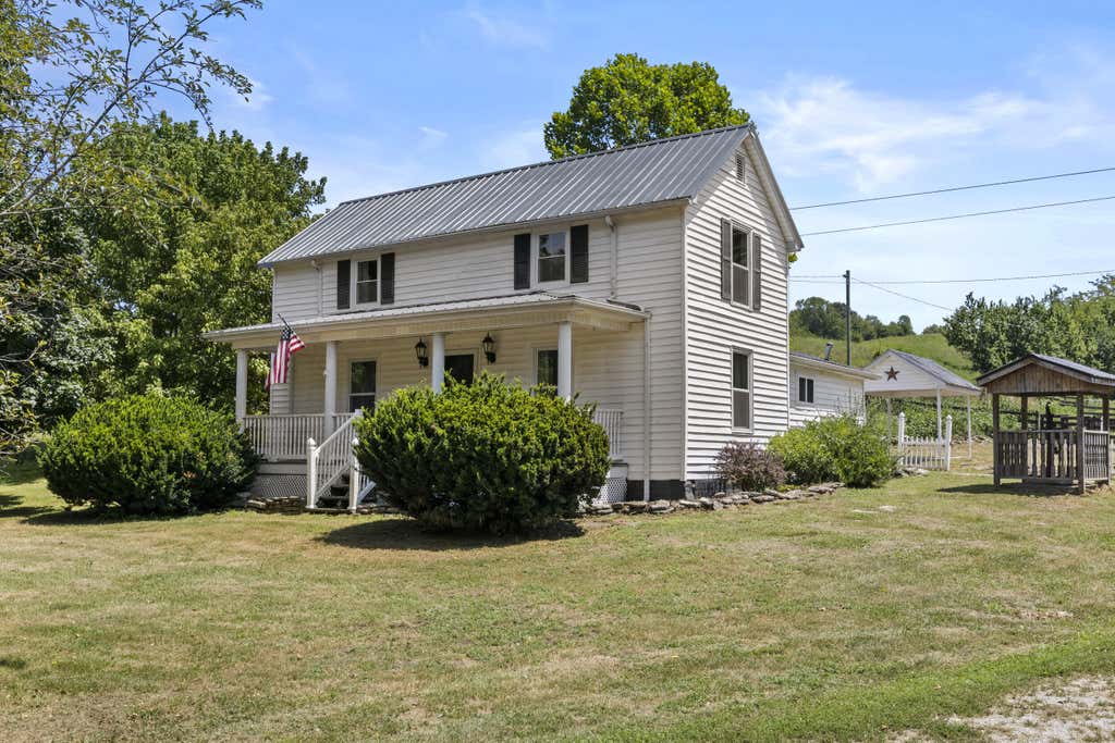 Photo of 1875 White Oak Road, Owingsville, KY 40360 (MLS # 26020611)