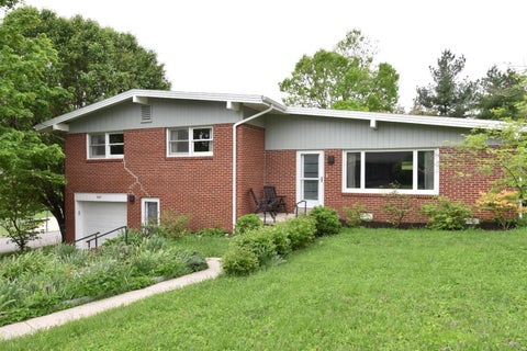 Property photo of 847 Shadeland Drive, Danville, KY 40422