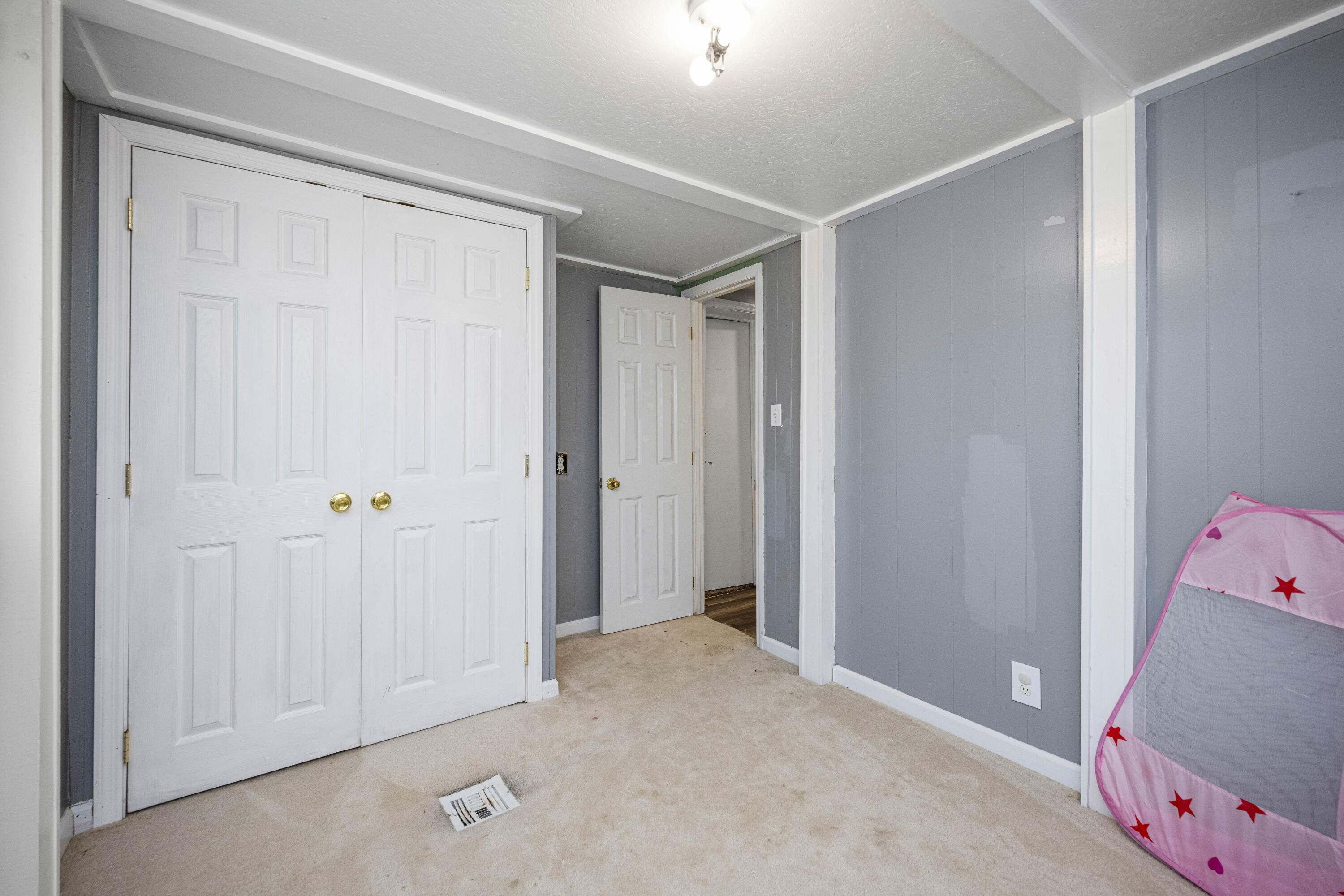 Richmond, Kentucky 40475, United States, 3 Bedrooms Bedrooms, ,1 BathroomBathrooms,Residential,Active,40623