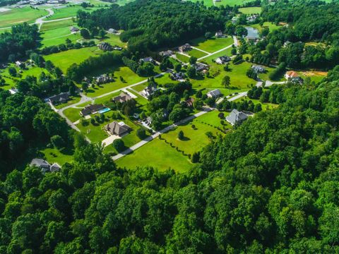 349 Woodchase Lane Corbin KY 40701