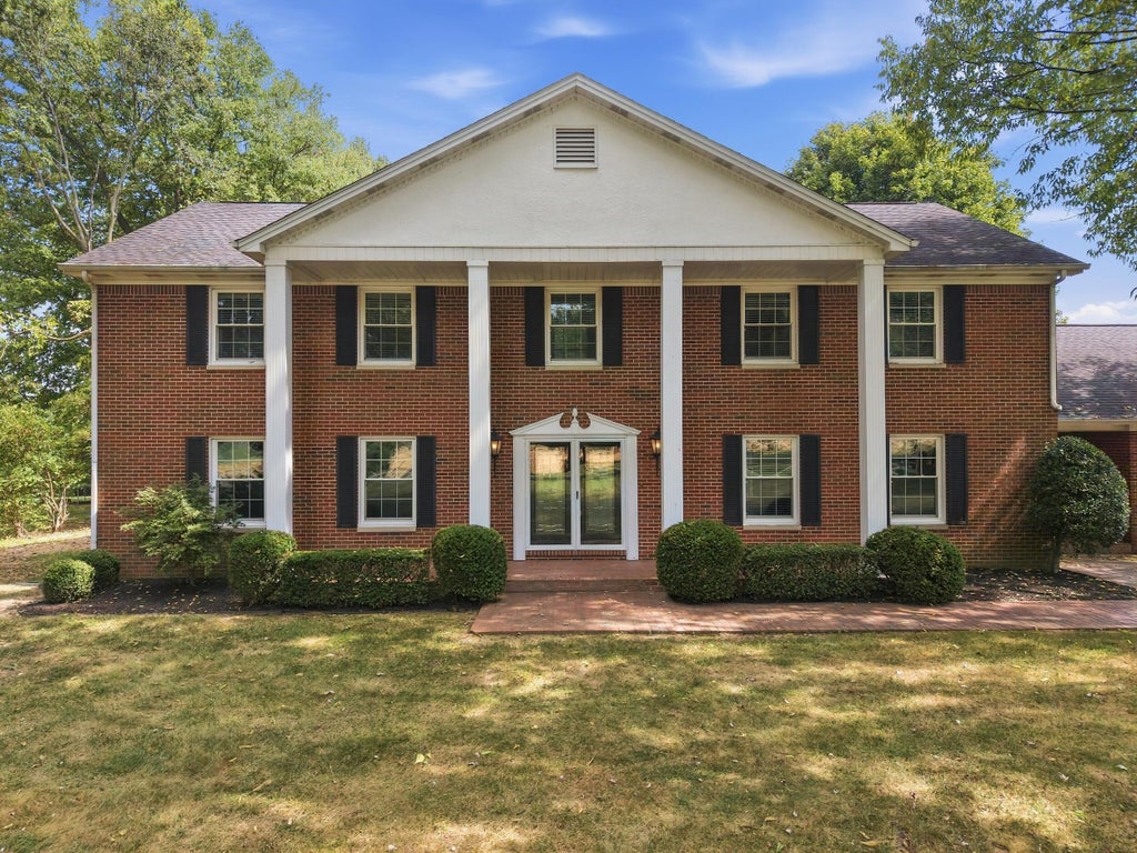 Photo of 1050 Bluegrass Pike, Danville, KY 40422 (MLS # 26025938)