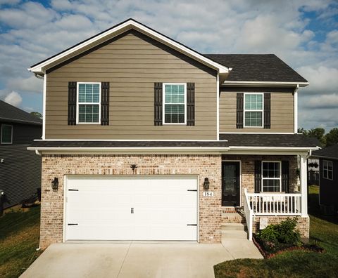 Photo of 184 Winners Circle, Nicholasville, KY 40356 (MLS # 25017231)