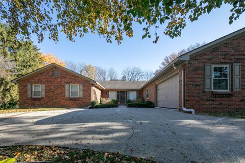 Photo of 2051 Bridgeport Drive, Lexington, KY 40502 (MLS # 25506627)