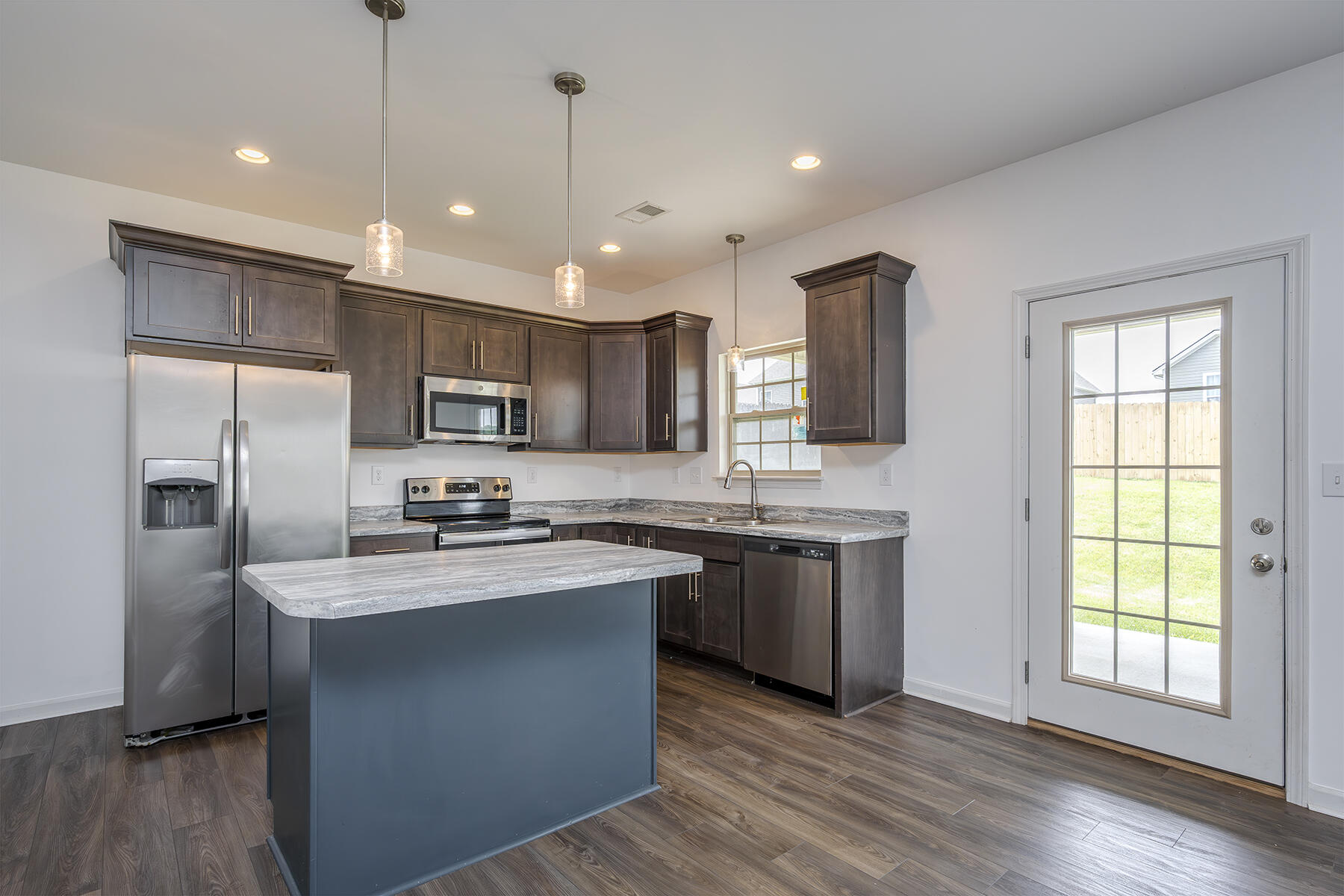 Winchester, Kentucky 40391, United States, 3 Bedrooms Bedrooms, ,3 BathroomsBathrooms,Residential,Active,152239