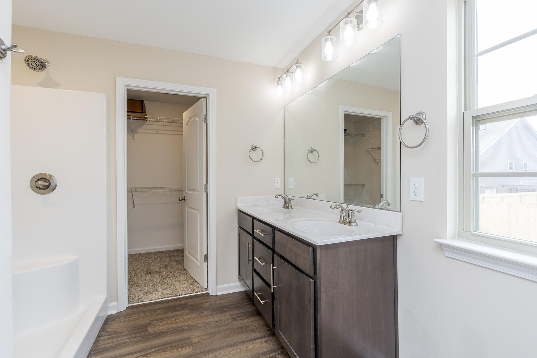 Winchester, Kentucky 40391, United States, 3 Bedrooms Bedrooms, ,3 BathroomsBathrooms,Residential,Active,152239