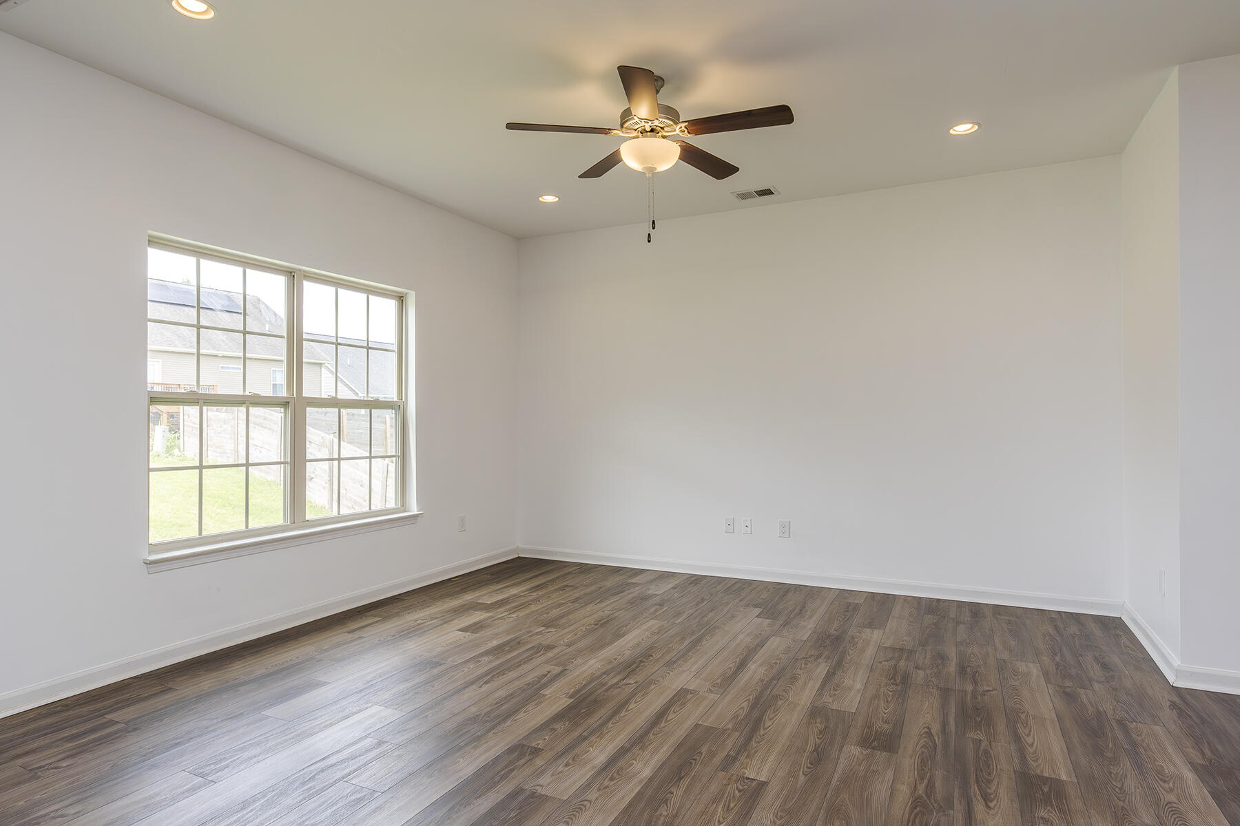 Winchester, Kentucky 40391, United States, 3 Bedrooms Bedrooms, ,3 BathroomsBathrooms,Residential,Active,152239