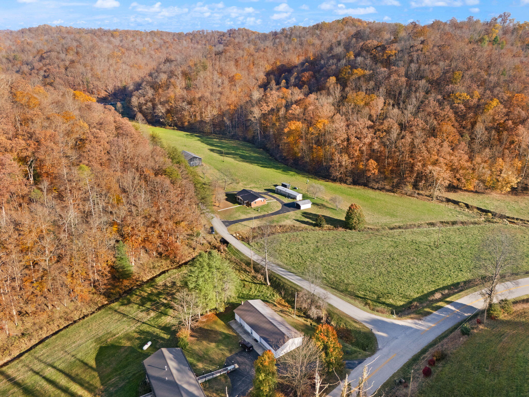 Campton, Kentucky 41301, United States, 3 Bedrooms Bedrooms, ,1 BathroomBathrooms,Residential,Active,239919