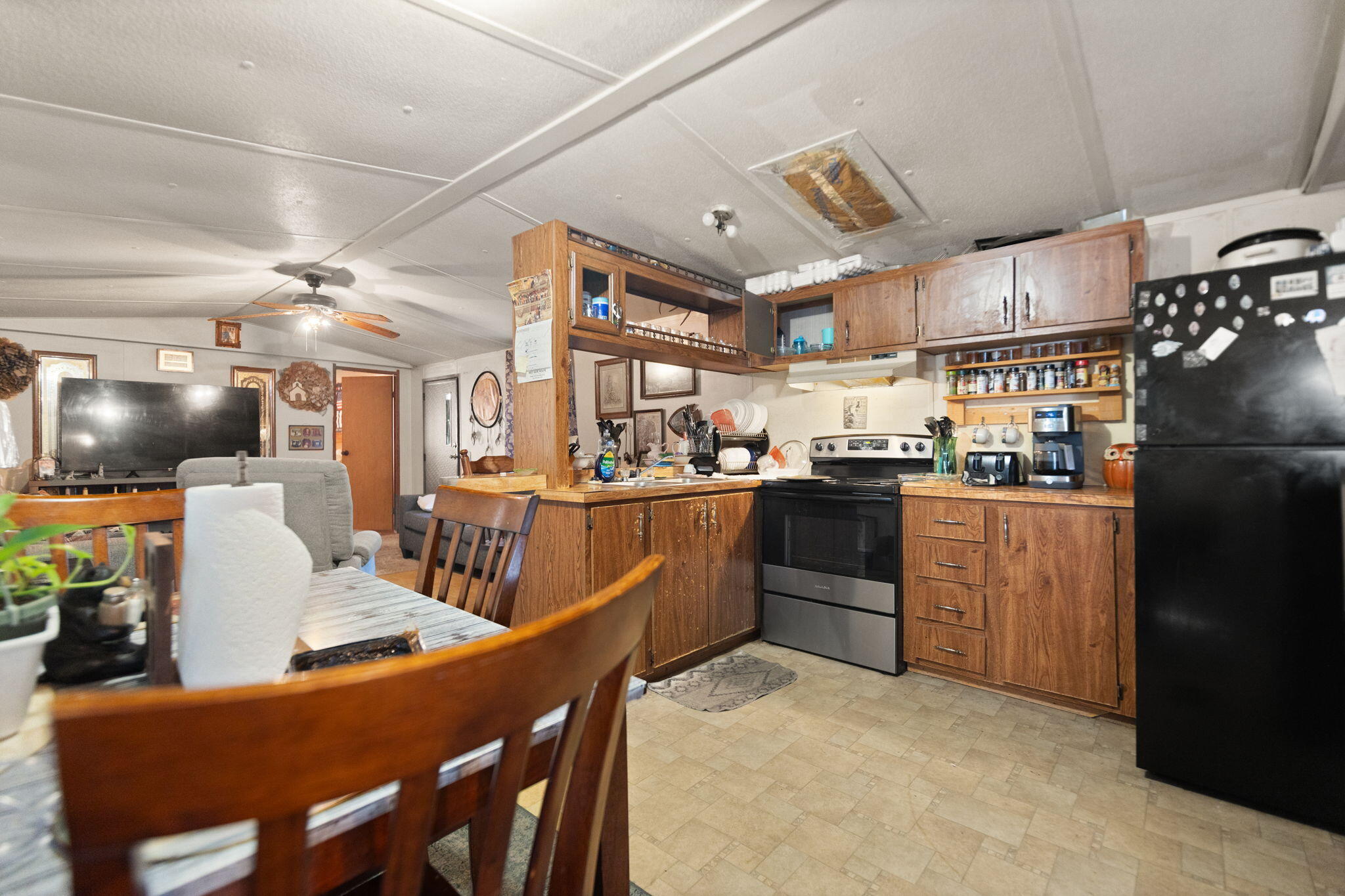 Campton, Kentucky 41301, United States, 3 Bedrooms Bedrooms, ,1 BathroomBathrooms,Residential,Active,239919