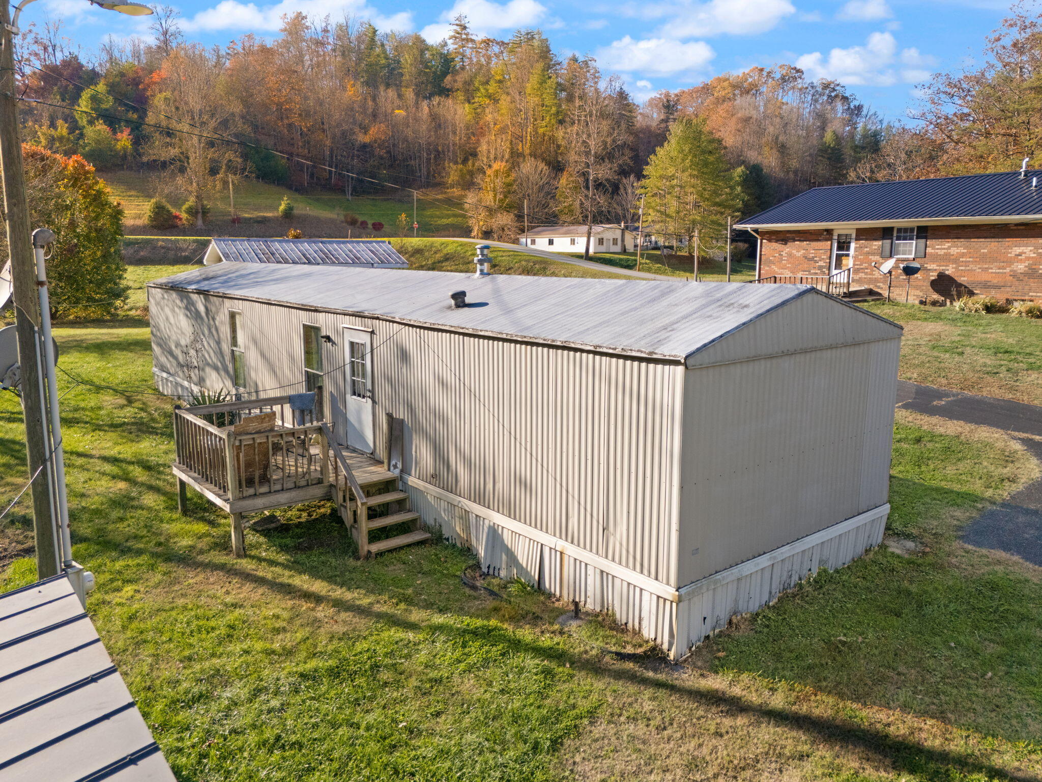 Campton, Kentucky 41301, United States, 3 Bedrooms Bedrooms, ,1 BathroomBathrooms,Residential,Active,239919