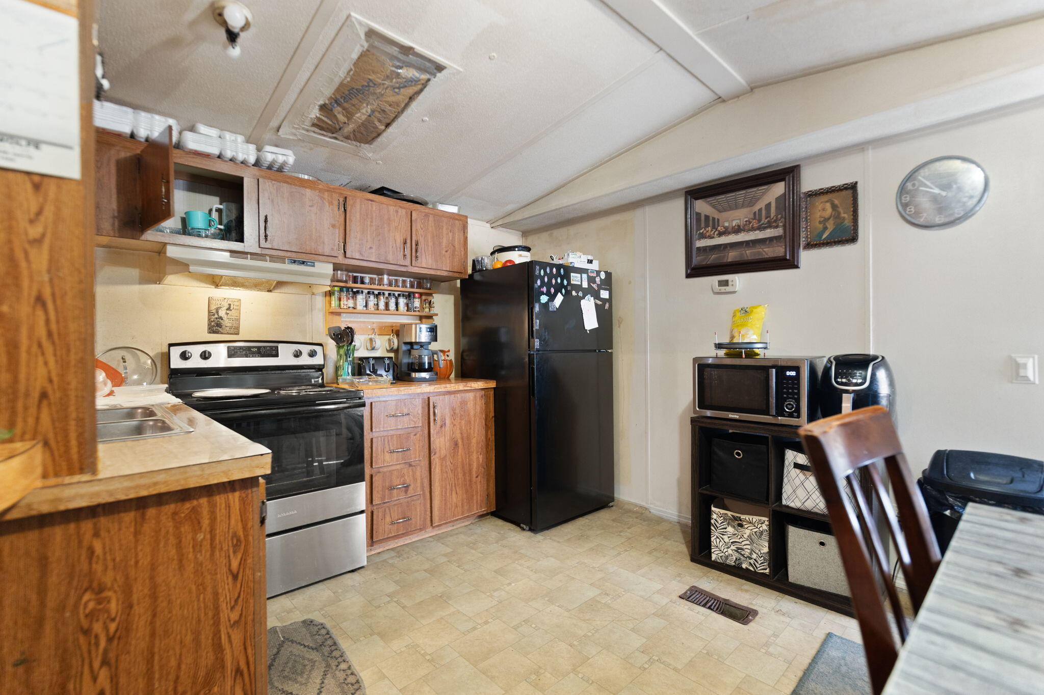 Campton, Kentucky 41301, United States, 3 Bedrooms Bedrooms, ,1 BathroomBathrooms,Residential,Active,239919