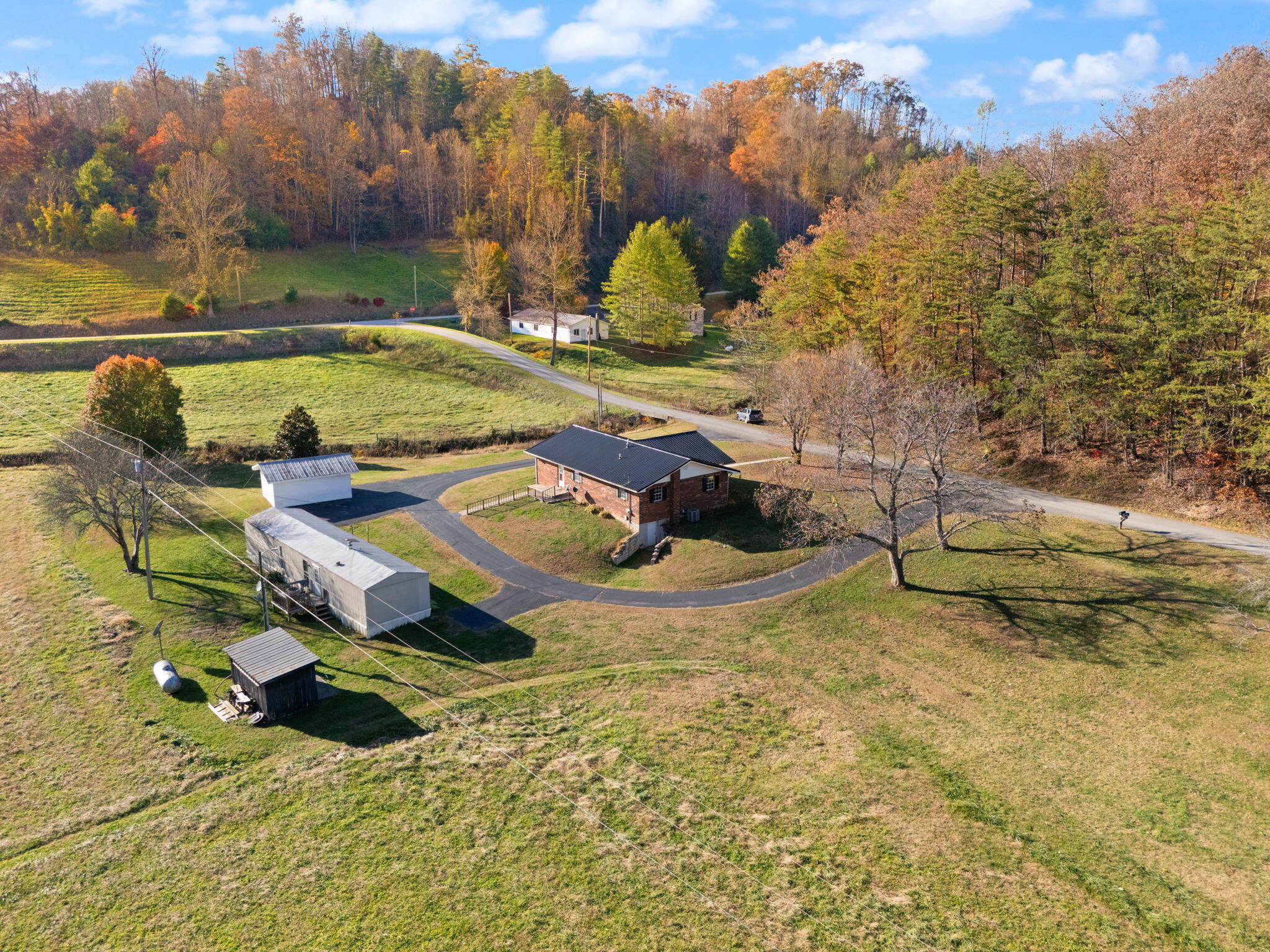 Campton, Kentucky 41301, United States, 3 Bedrooms Bedrooms, ,1 BathroomBathrooms,Residential,Active,239919