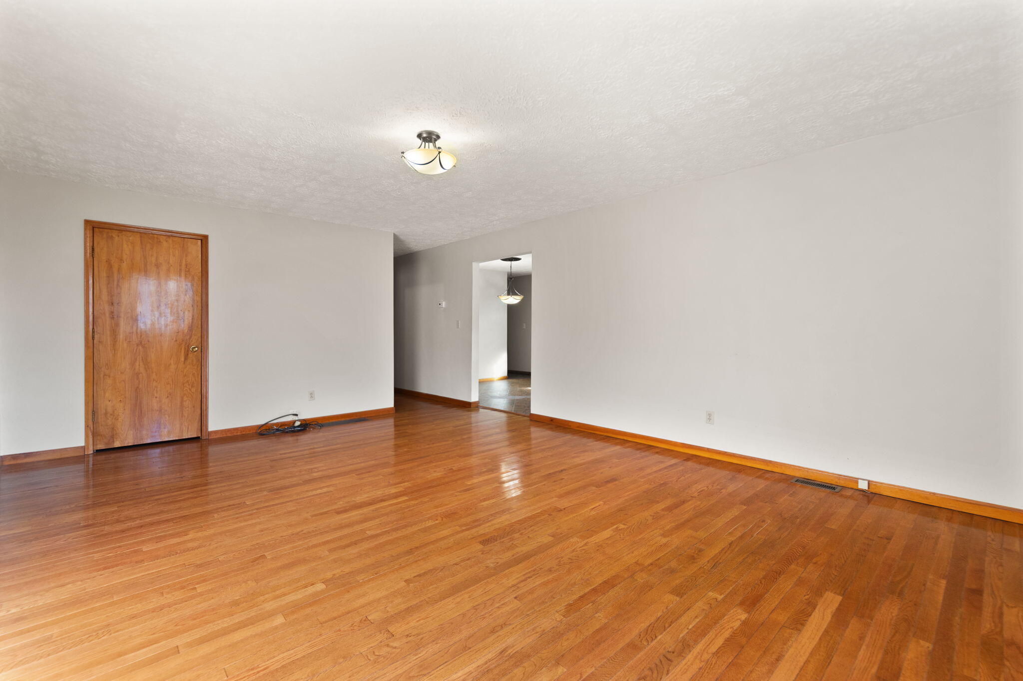 Campton, Kentucky 41301, United States, 3 Bedrooms Bedrooms, ,1 BathroomBathrooms,Residential,Active,239919