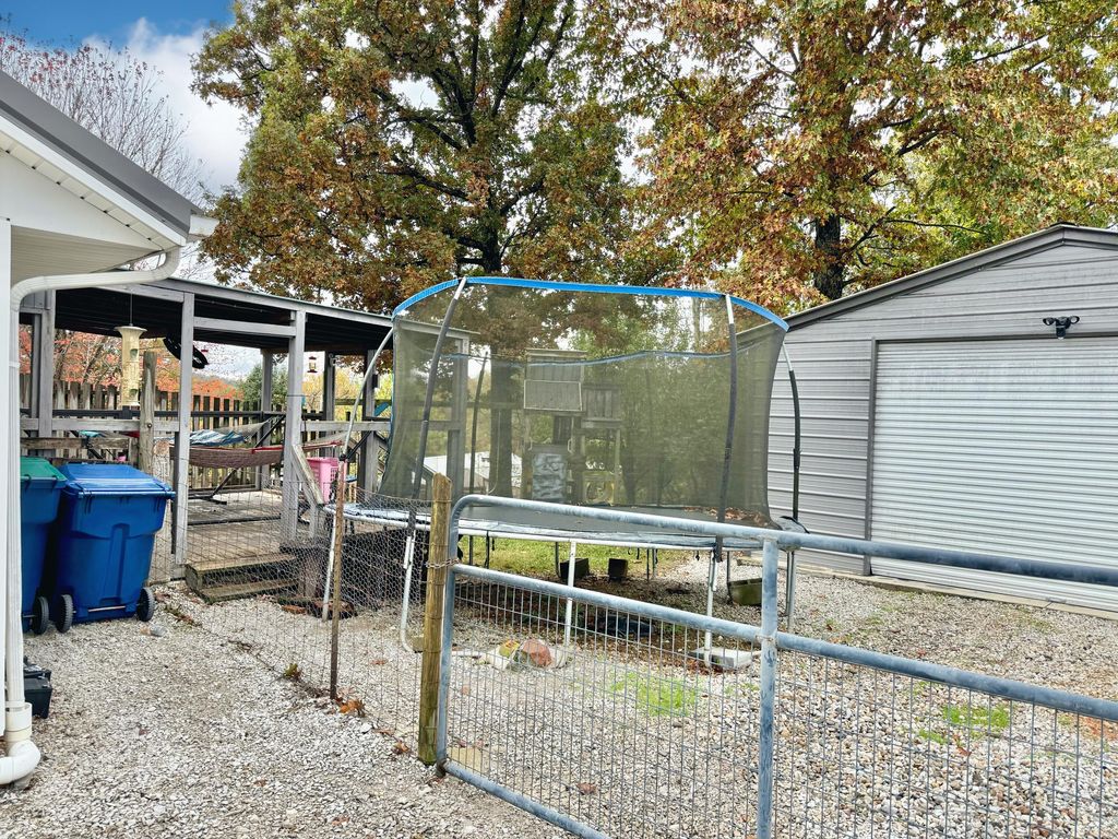 Photo of 85 Falcon view Trail, Somerset, KY 42503 (MLS # 25504847)