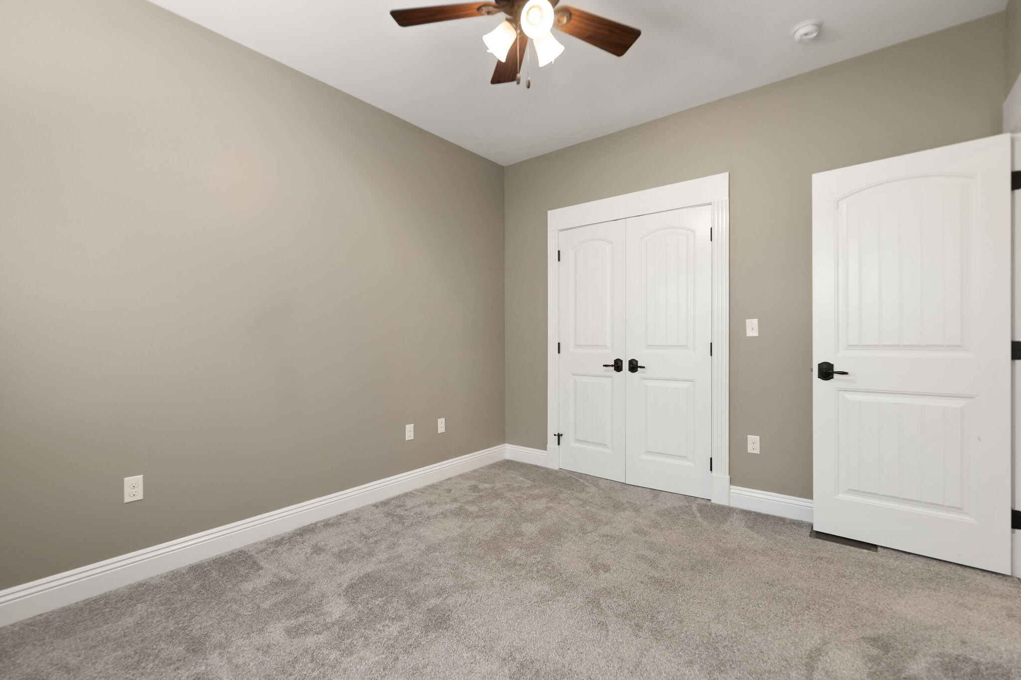 Waco, Kentucky 40385, United States, 3 Bedrooms Bedrooms, ,3 BathroomsBathrooms,Residential,Active,226276