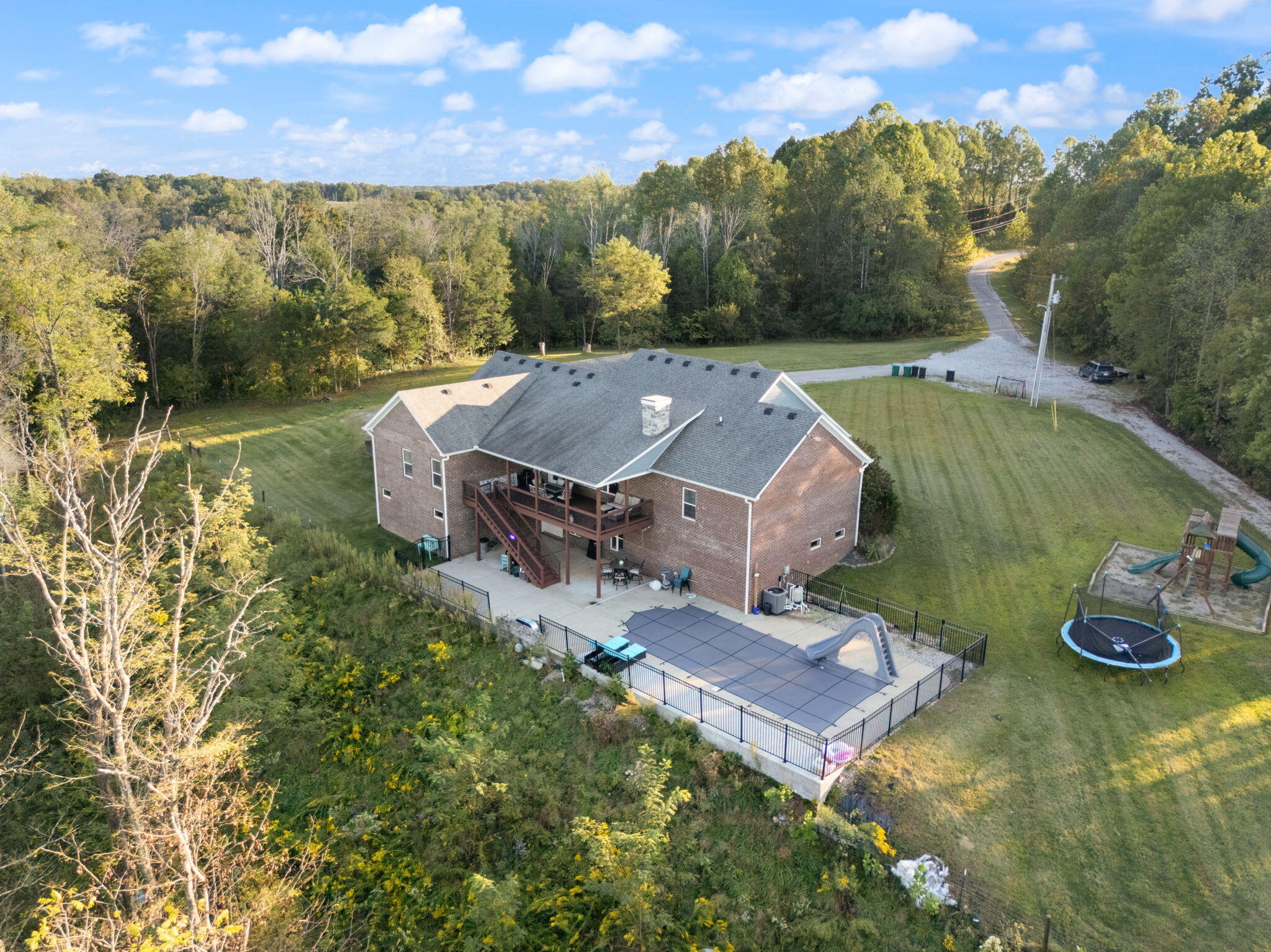 Waco, Kentucky 40385, United States, 3 Bedrooms Bedrooms, ,3 BathroomsBathrooms,Residential,Active,226276