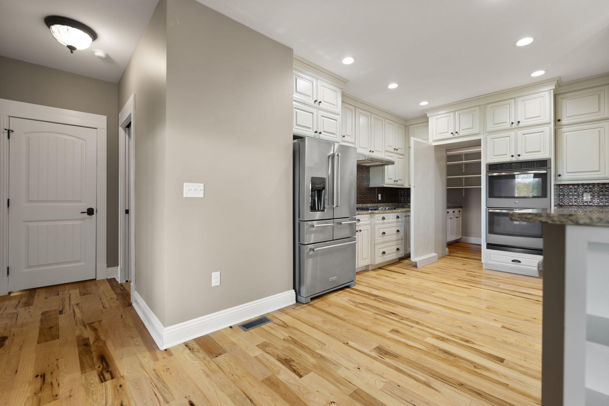 Waco, Kentucky 40385, United States, 3 Bedrooms Bedrooms, ,3 BathroomsBathrooms,Residential,Active,226276