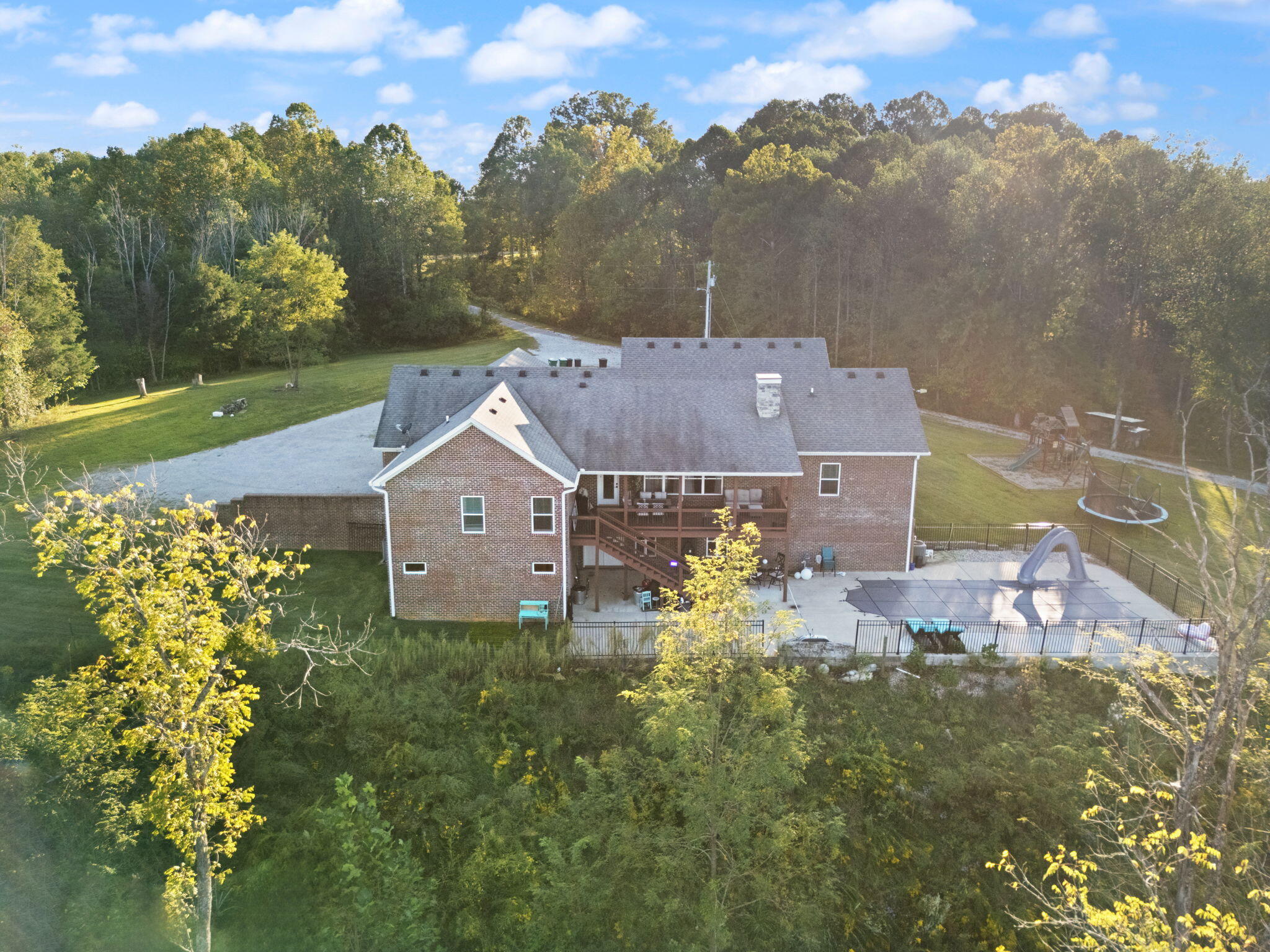 Waco, Kentucky 40385, United States, 3 Bedrooms Bedrooms, ,3 BathroomsBathrooms,Residential,Active,226276