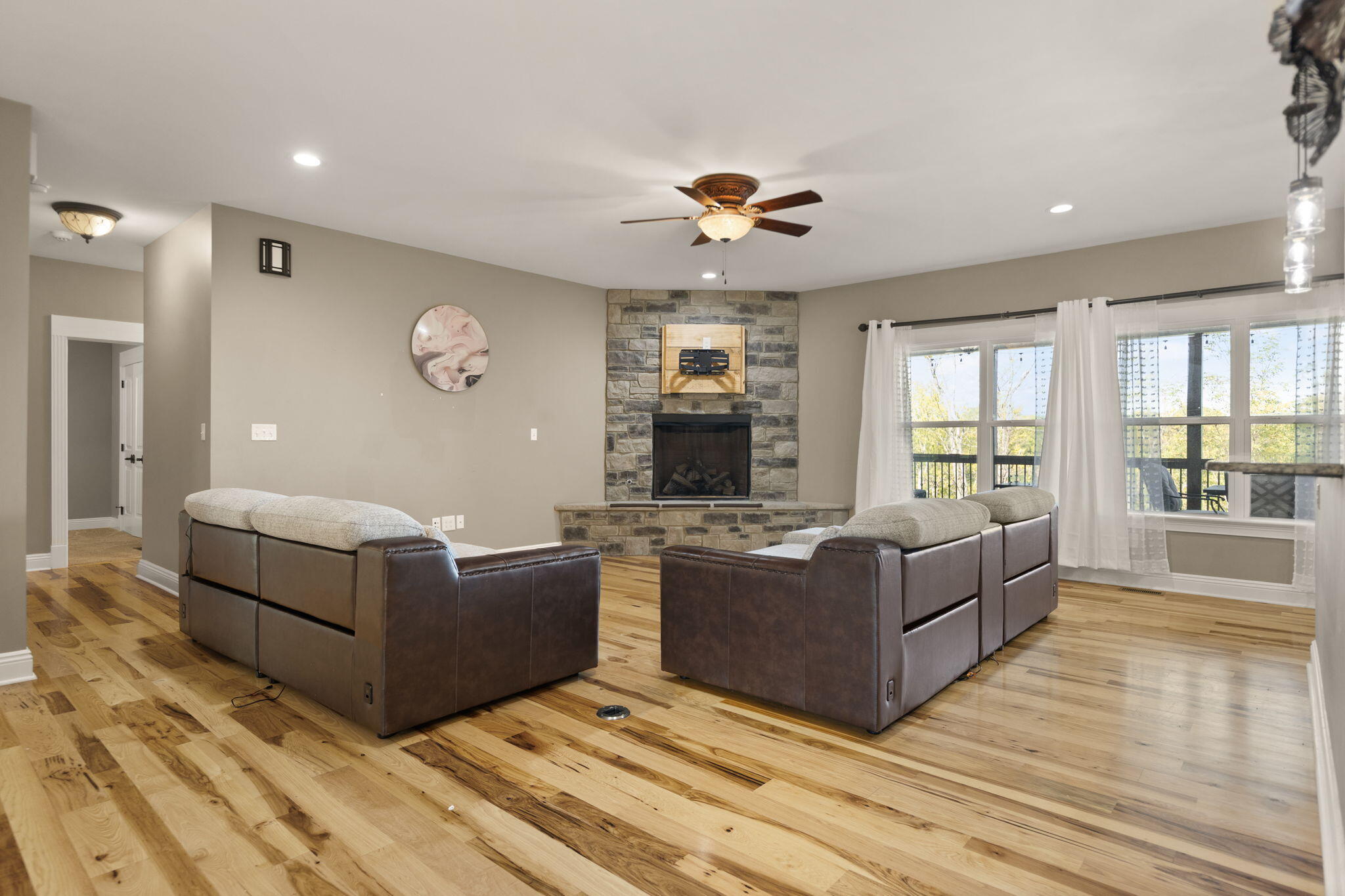 Waco, Kentucky 40385, United States, 3 Bedrooms Bedrooms, ,3 BathroomsBathrooms,Residential,Active,226276