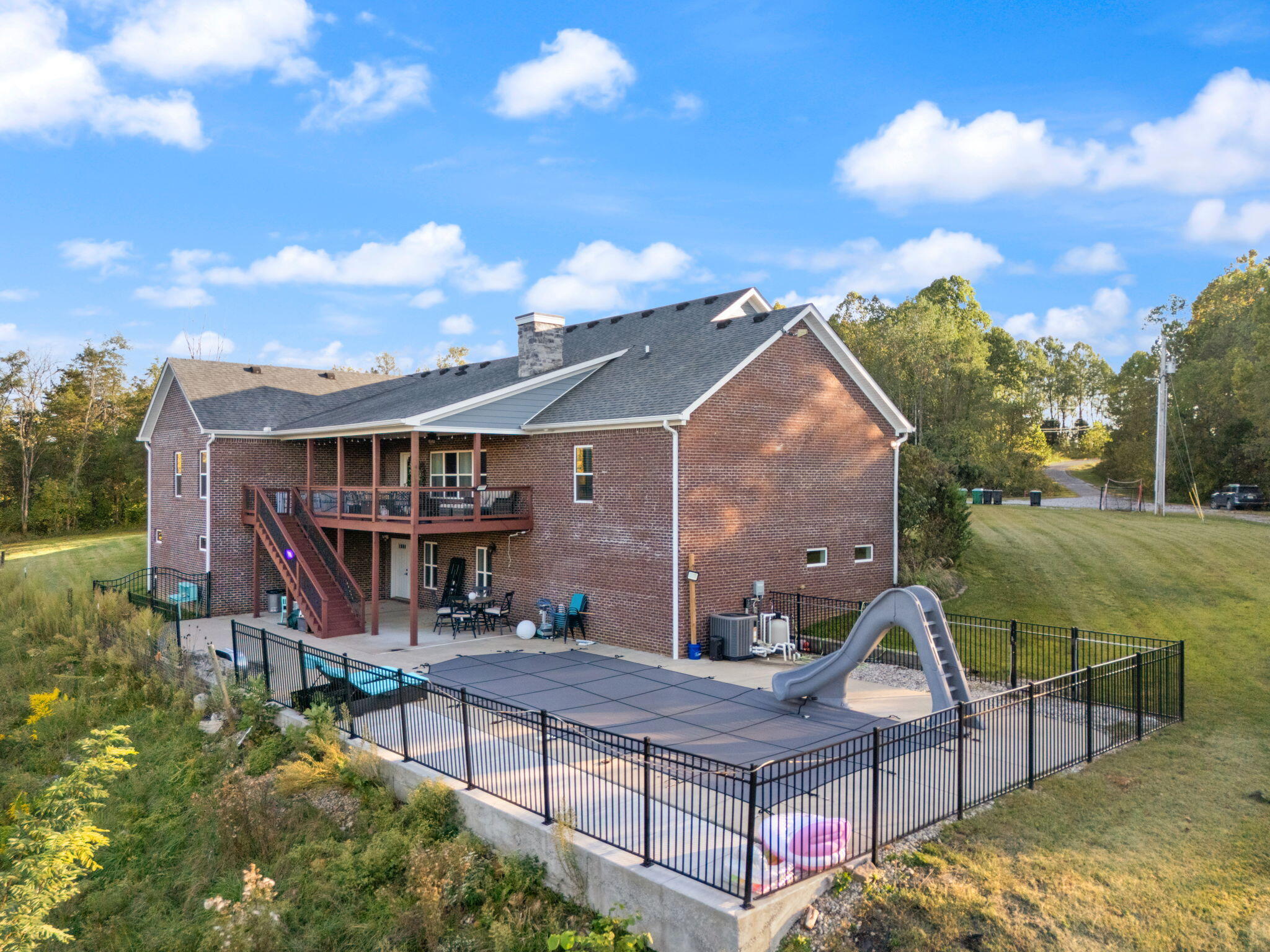 Waco, Kentucky 40385, United States, 3 Bedrooms Bedrooms, ,3 BathroomsBathrooms,Residential,Active,226276