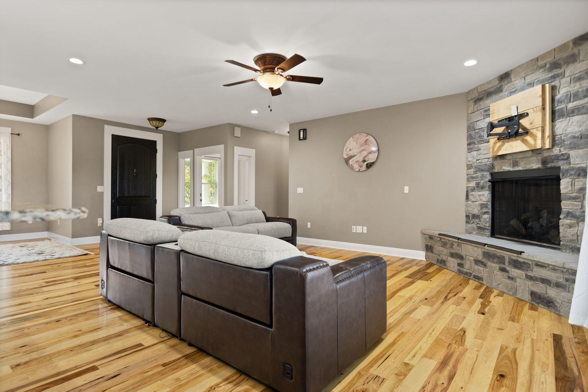 Waco, Kentucky 40385, United States, 3 Bedrooms Bedrooms, ,3 BathroomsBathrooms,Residential,Active,226276