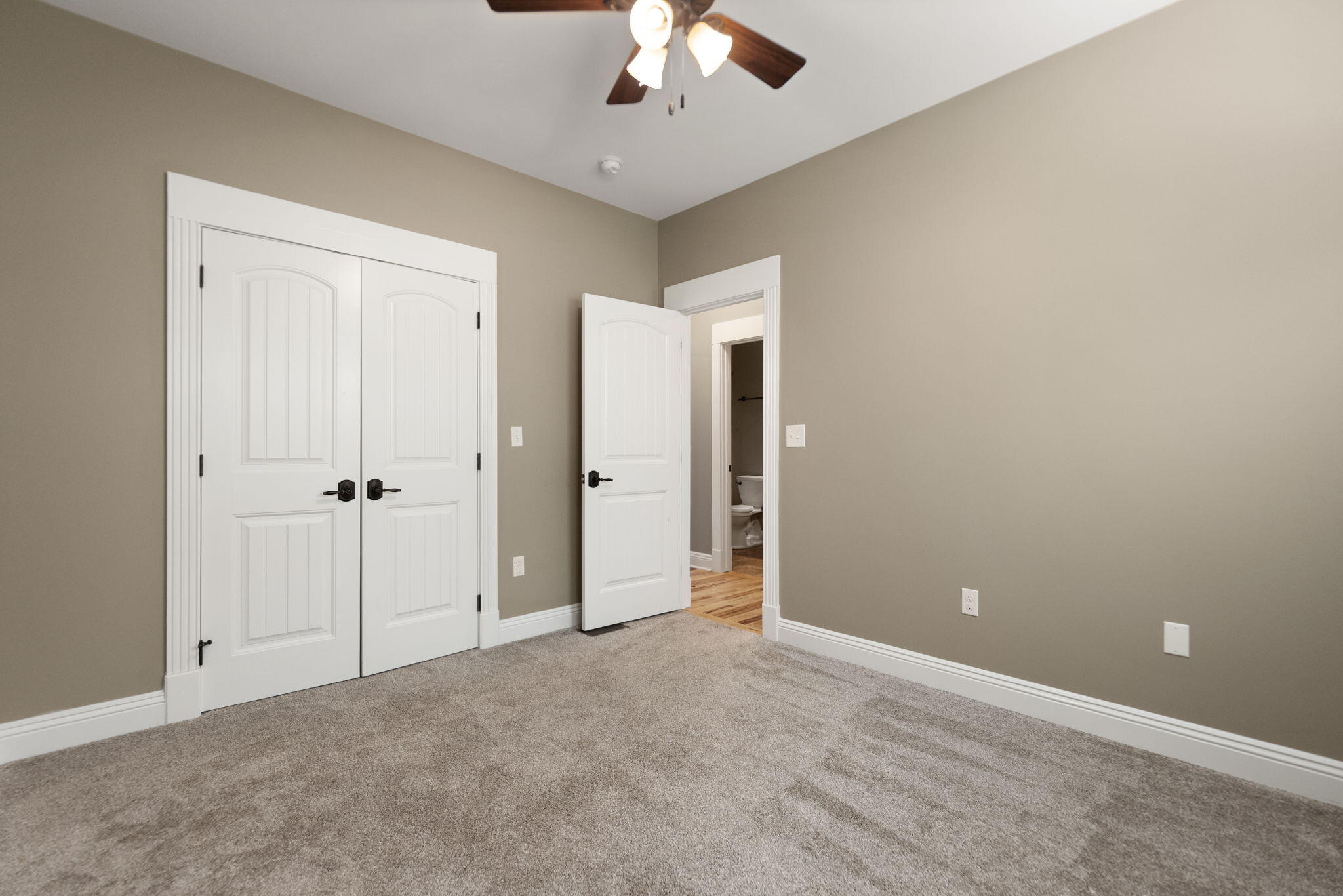 Waco, Kentucky 40385, United States, 3 Bedrooms Bedrooms, ,3 BathroomsBathrooms,Residential,Active,226276