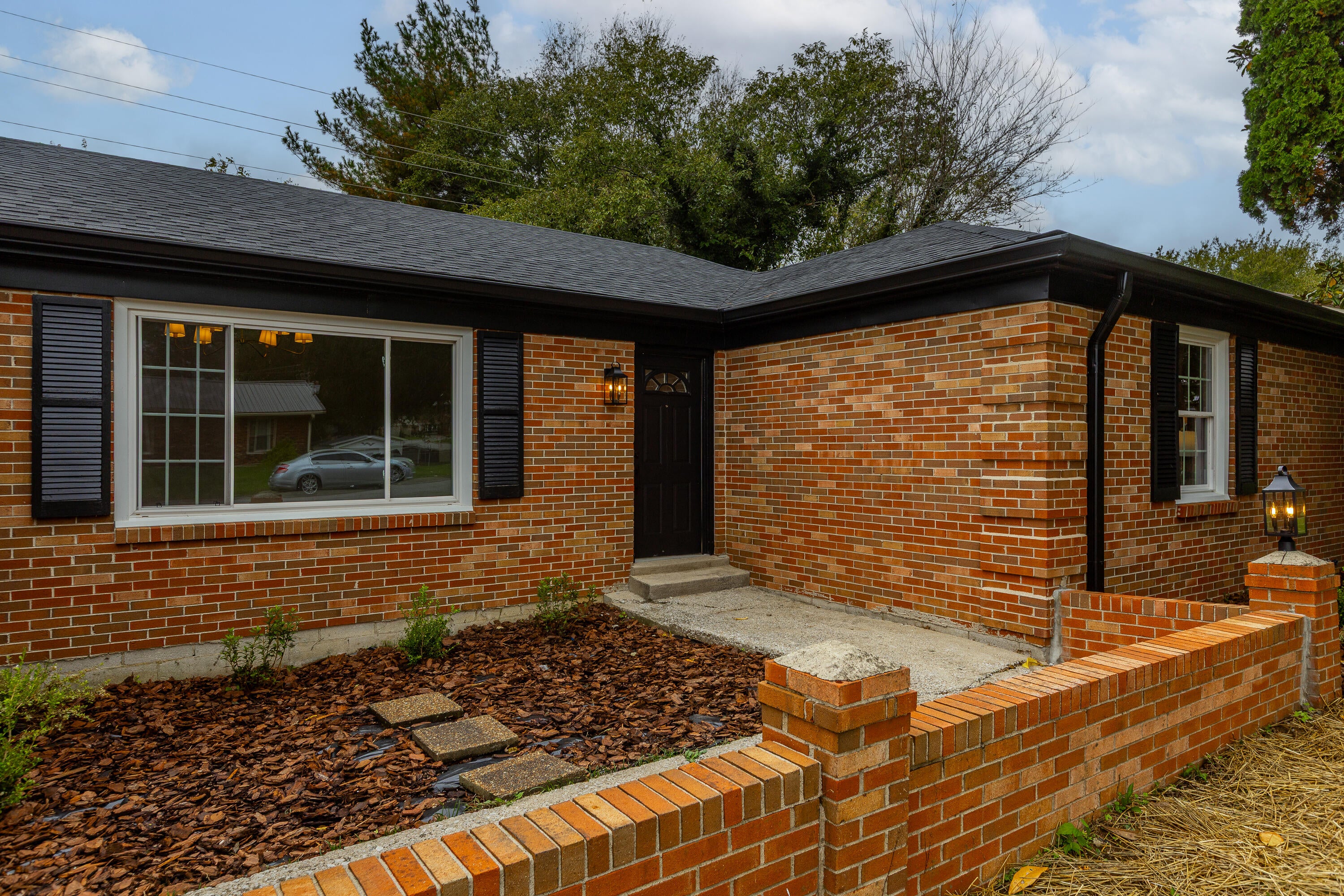 314 Botts Court