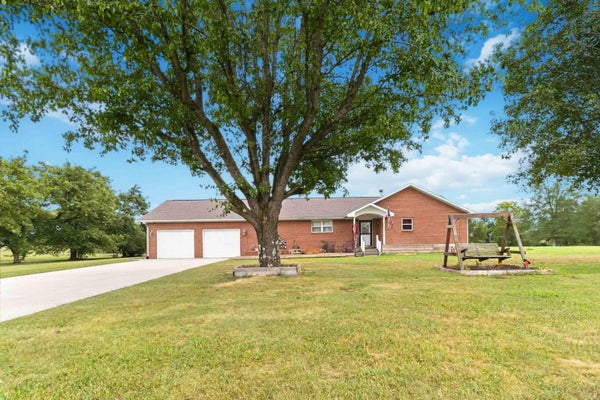 137 BUTCHER ESTATES RD, RUSSELL SPRINGS, KY 42642 - Image 32f331ad38a5d8dfeaafc08794eb4ef7/3321057943