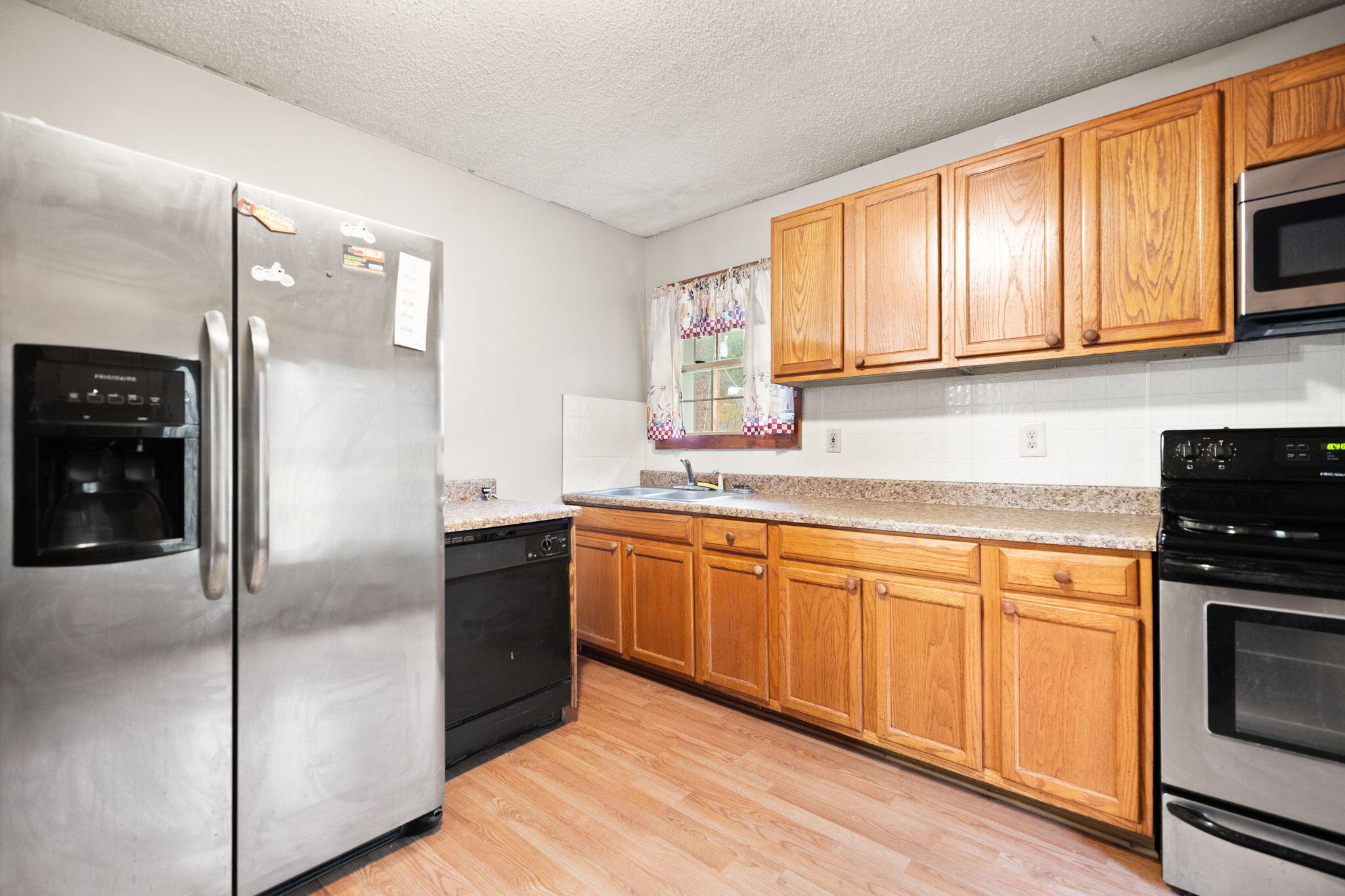 Booneville, Kentucky 41314, United States, 3 Bedrooms Bedrooms, ,1 BathroomBathrooms,Residential,Active,246429