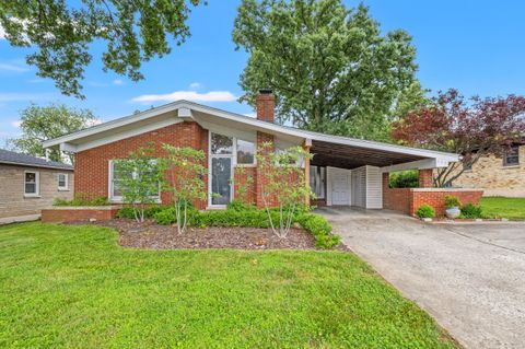 Photo of 895 Lane Allen Road, Lexington, KY 40504 (MLS # 25017100)