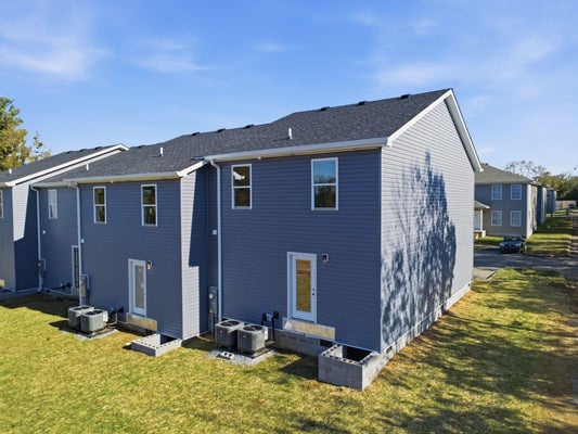 575 BEECH ST, VERSAILLES, KY 40383 - Image 337c62c2efc96e8b73ca2f2fe82b1e06/178183456
