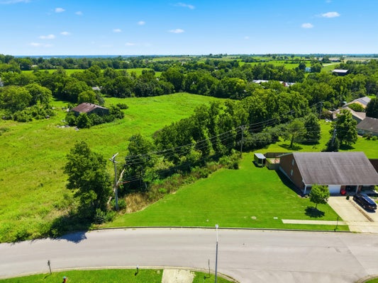 400 MILES RD # 402, NICHOLASVILLE, KY 40356 - Image 347fc419df62e4e37a7b90422650483b/1236320607