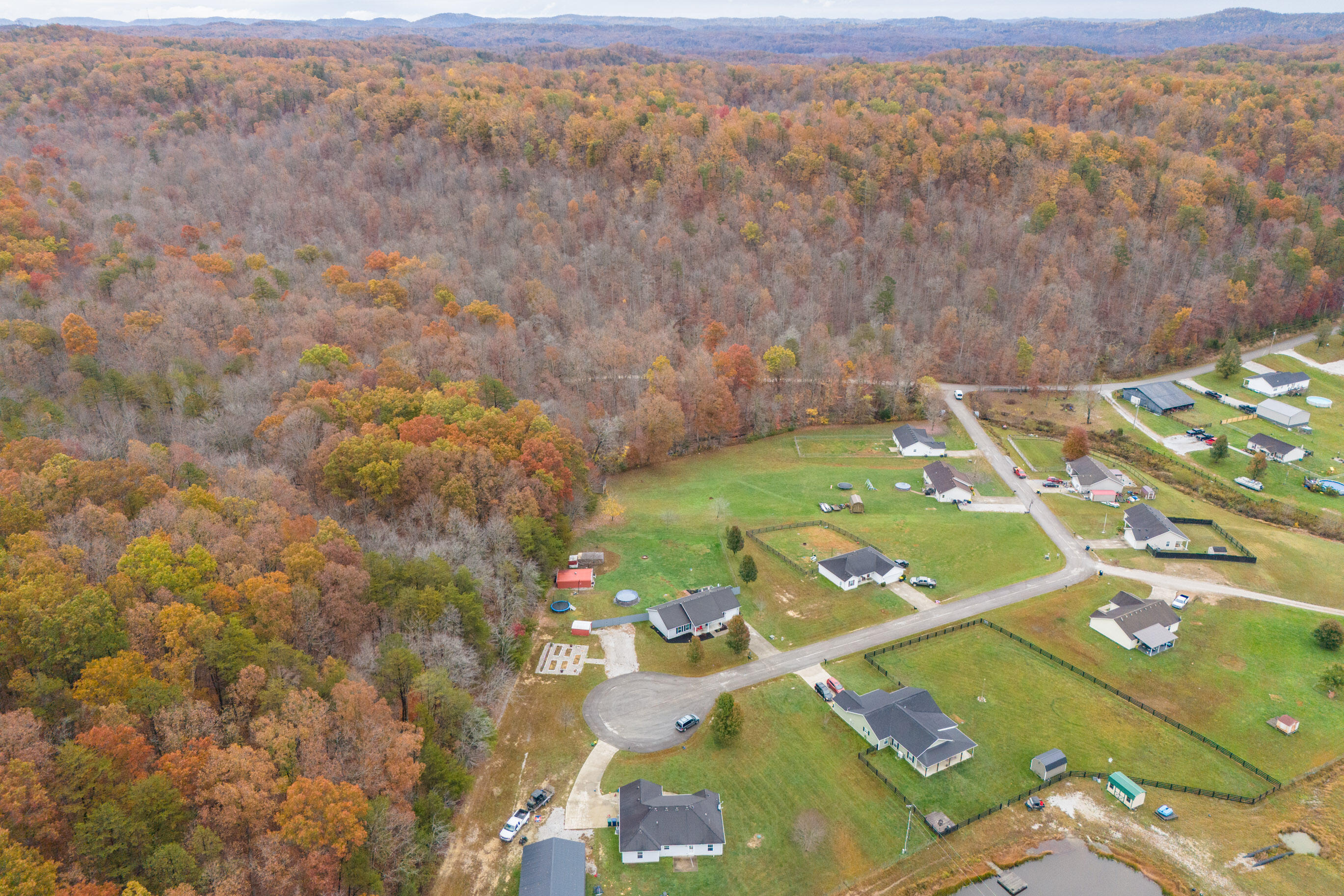 Berea, Kentucky 40403, United States, 4 Bedrooms Bedrooms, ,2 BathroomsBathrooms,Residential,Pending,35236