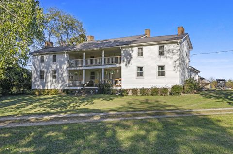Photo of 3515 Old Kentucky Hwy 52, Richmond, KY 40475 (MLS # 25503765)