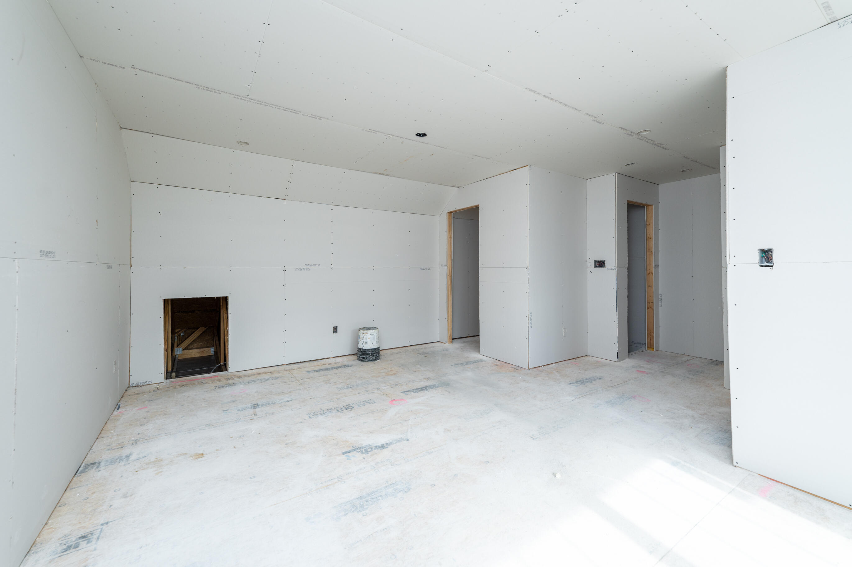 Richmond, Kentucky 40475, United States, 4 Bedrooms Bedrooms, ,4 BathroomsBathrooms,Residential,Active,174465