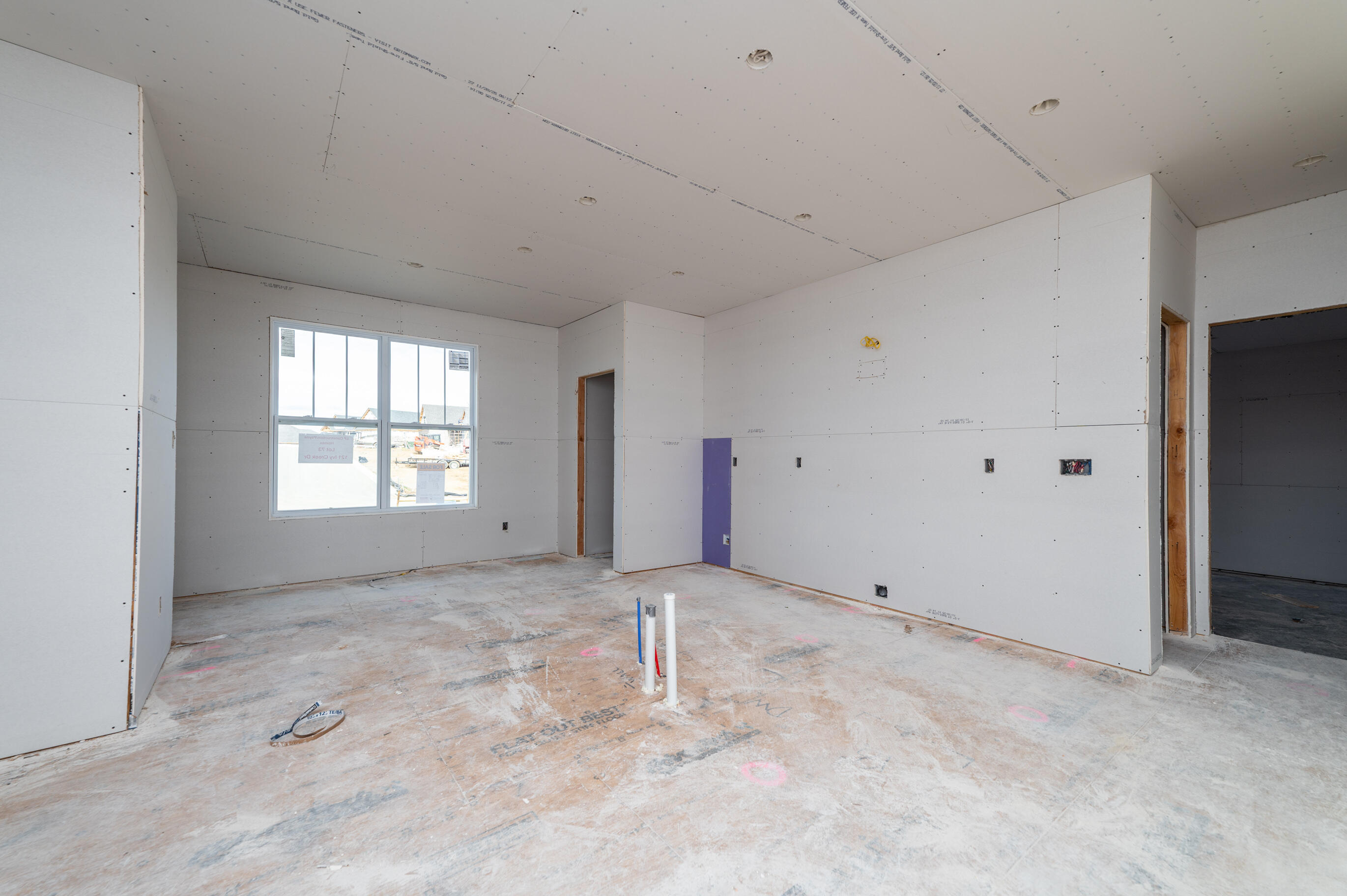 Richmond, Kentucky 40475, United States, 4 Bedrooms Bedrooms, ,4 BathroomsBathrooms,Residential,Active,174465