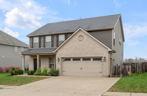 Photo of 527 Estrella Drive, Lexington, KY 40511 (MLS # 25507354)